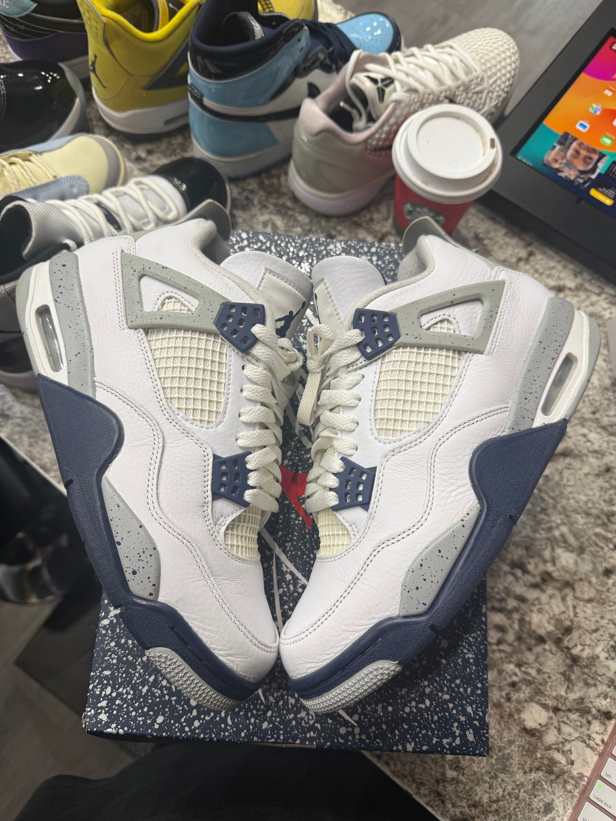 Jordan 4 Retro Midnight Navy