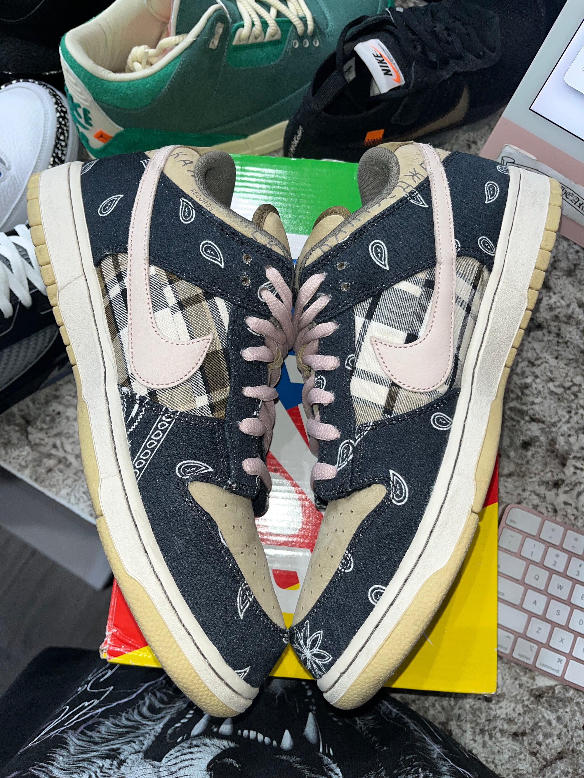 Nike SB Dunk Low Travis Scott