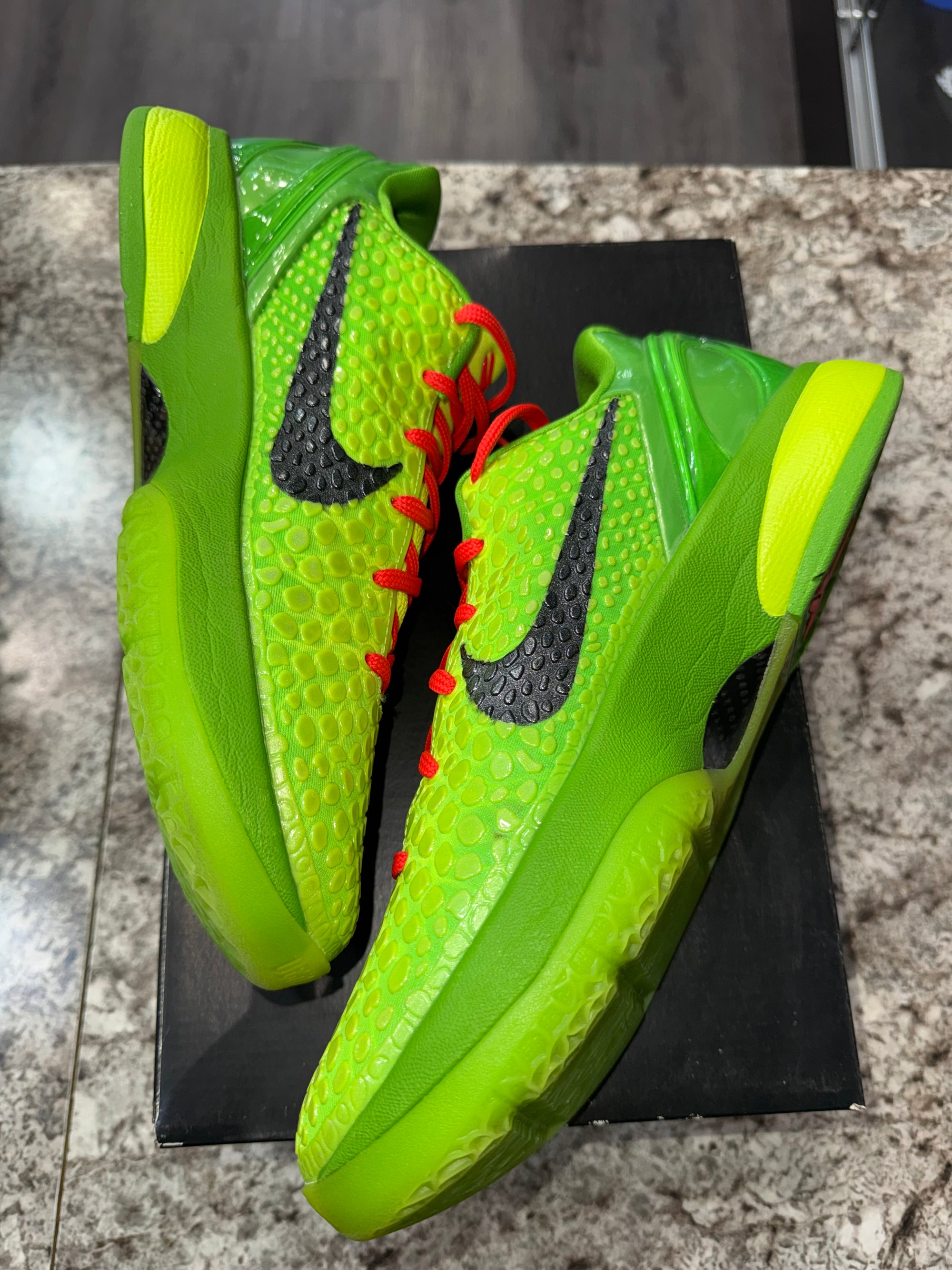 Nike Kobe 6 Protro Grinch (2020)