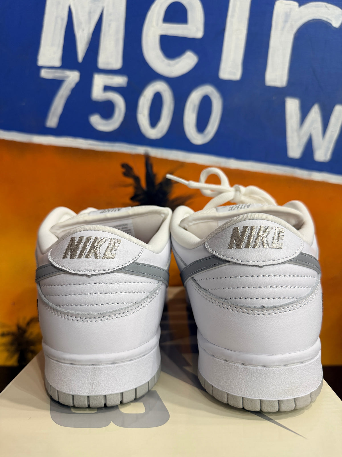 Nike SB Dunk Low Supreme 94 White Metallic Silver
