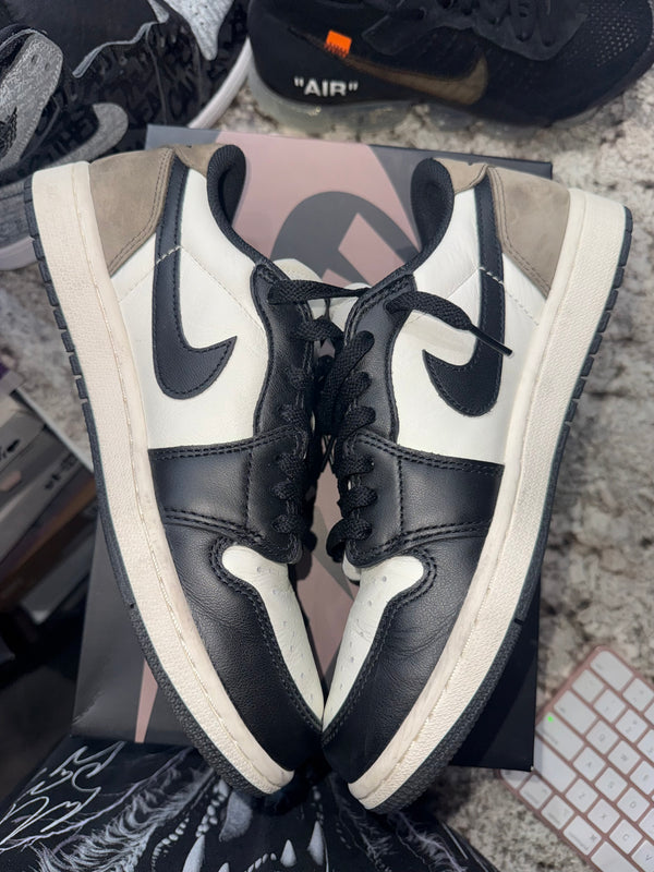 Jordan 1 Retro Low OG Mocha