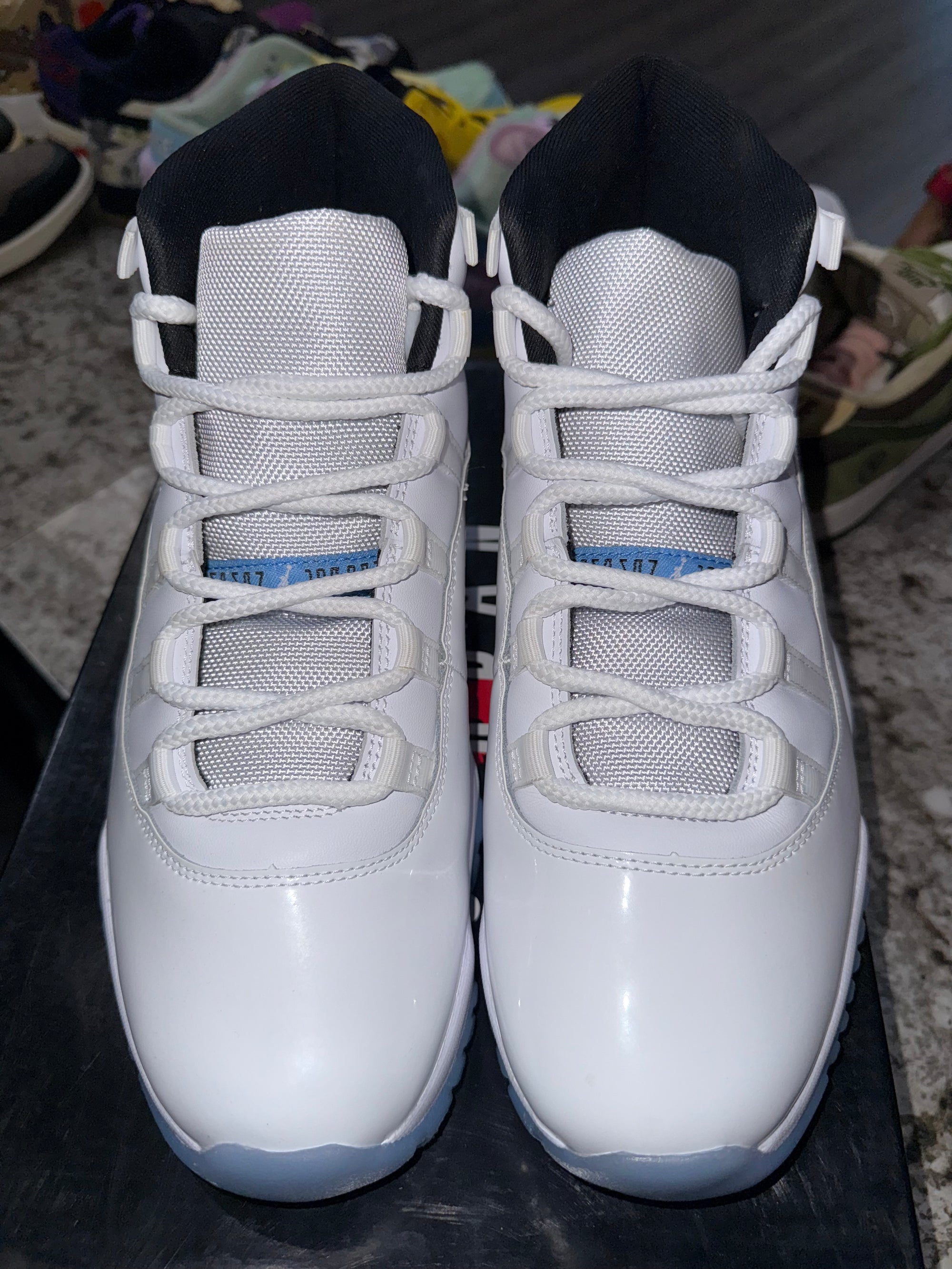 Jordan 11 Retro Legend Blue (2024)