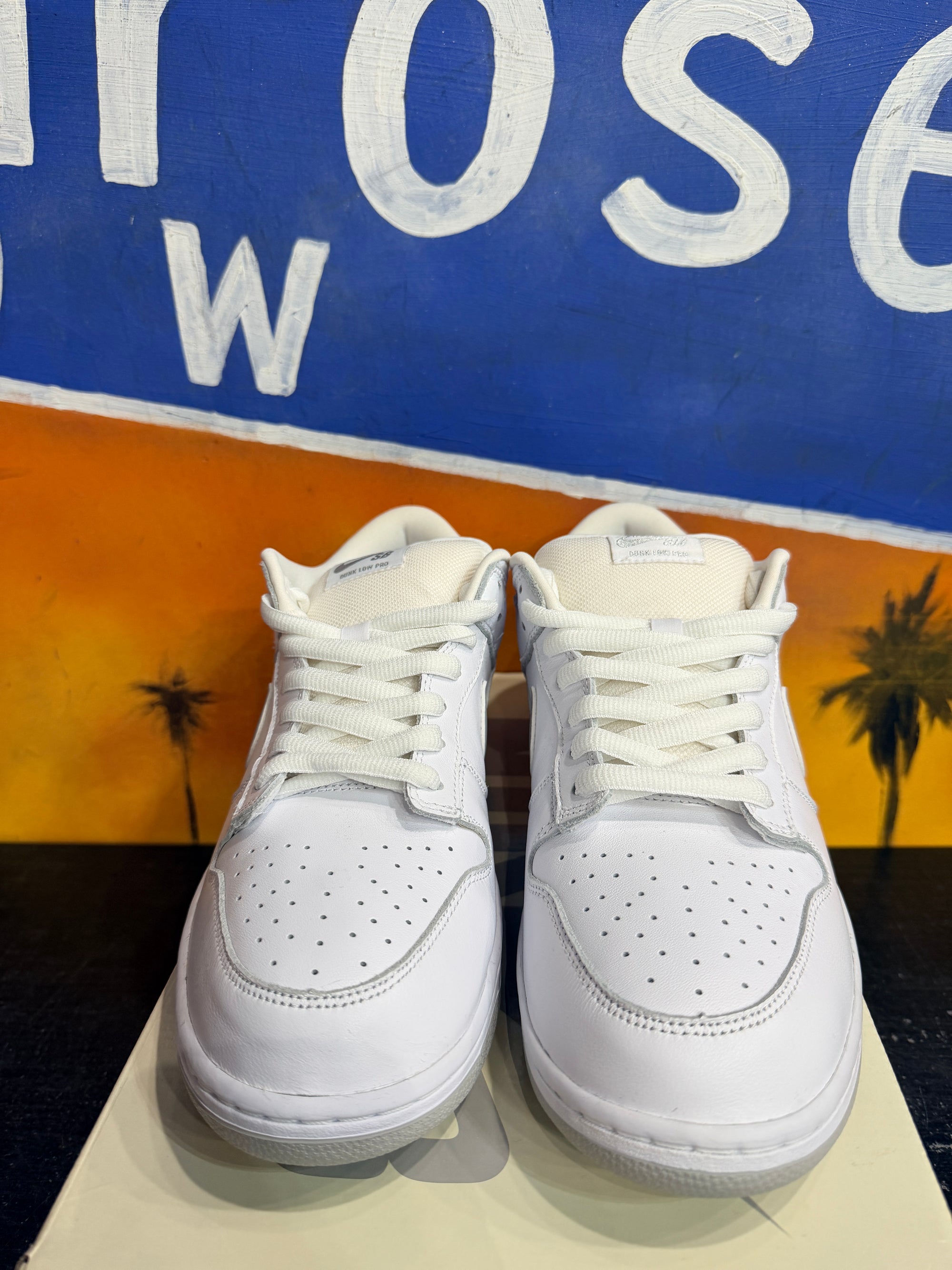 Nike SB Dunk Low Supreme 94 White Metallic Silver