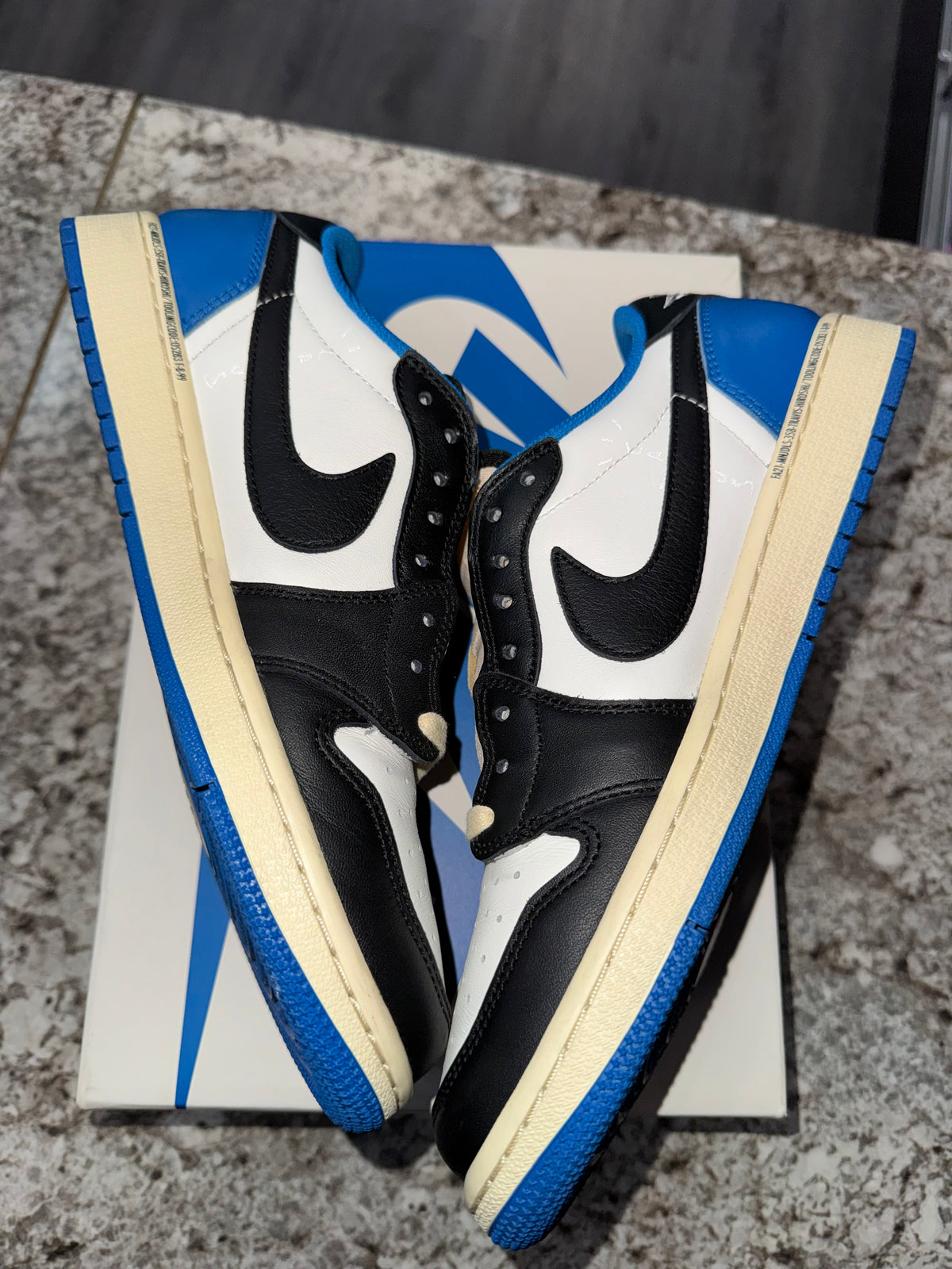 Jordan 1 Retro Low OG SP Fragment x Travis Scott