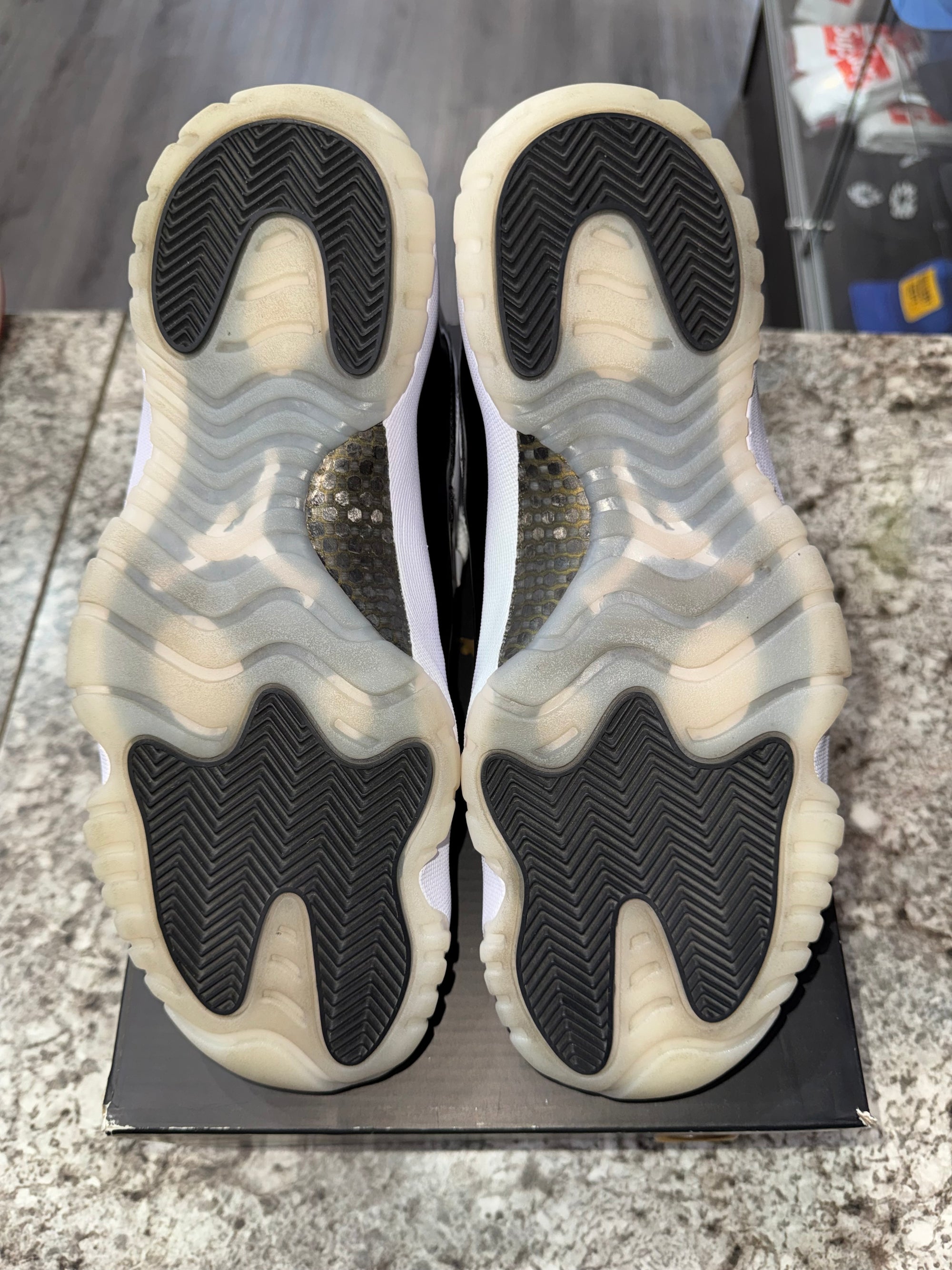Jordan 11 Retro DMP Gratitude (2023)