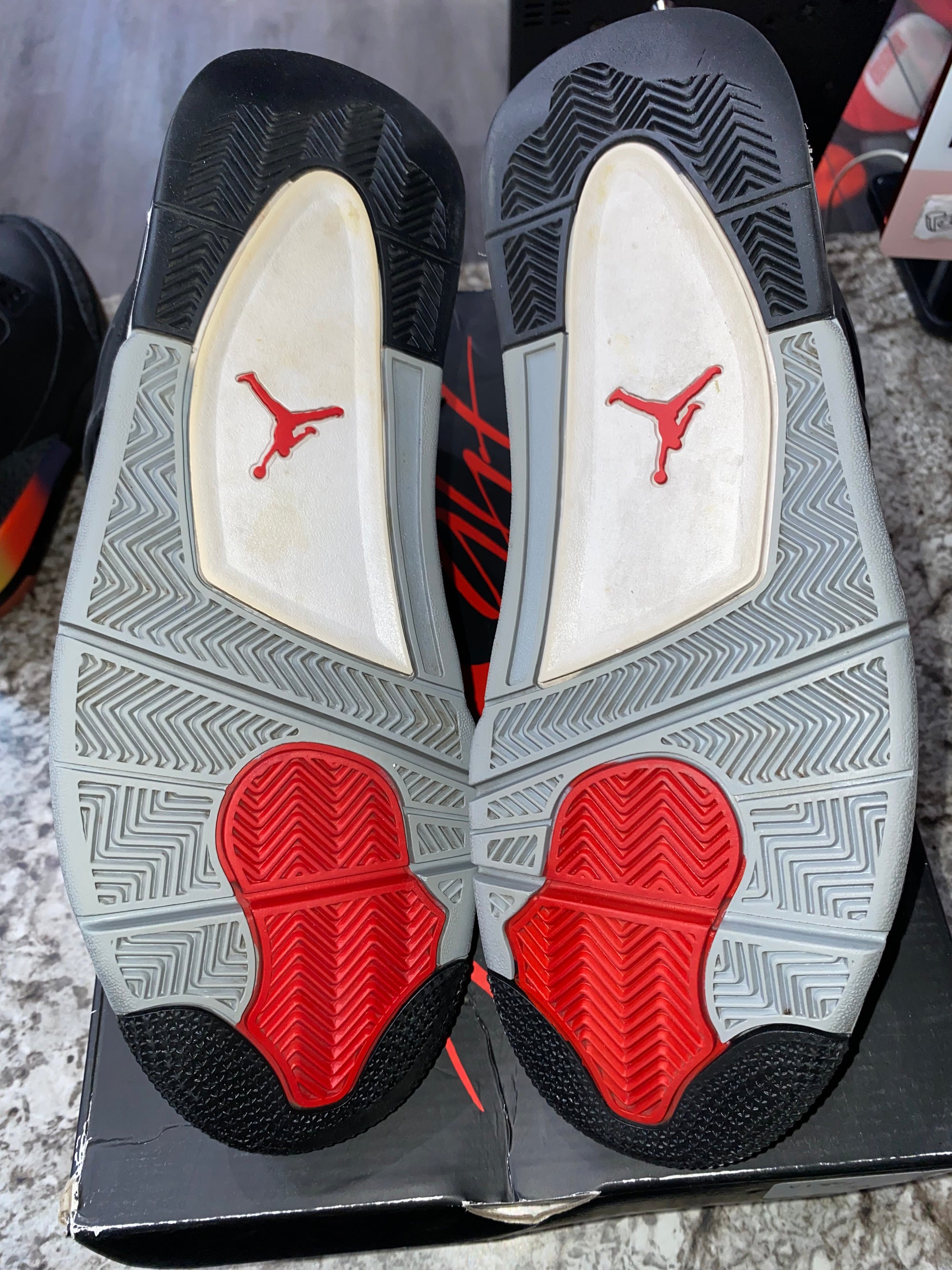Jordan 4 Retro SE Black Canvas (DAMAGED BOX)