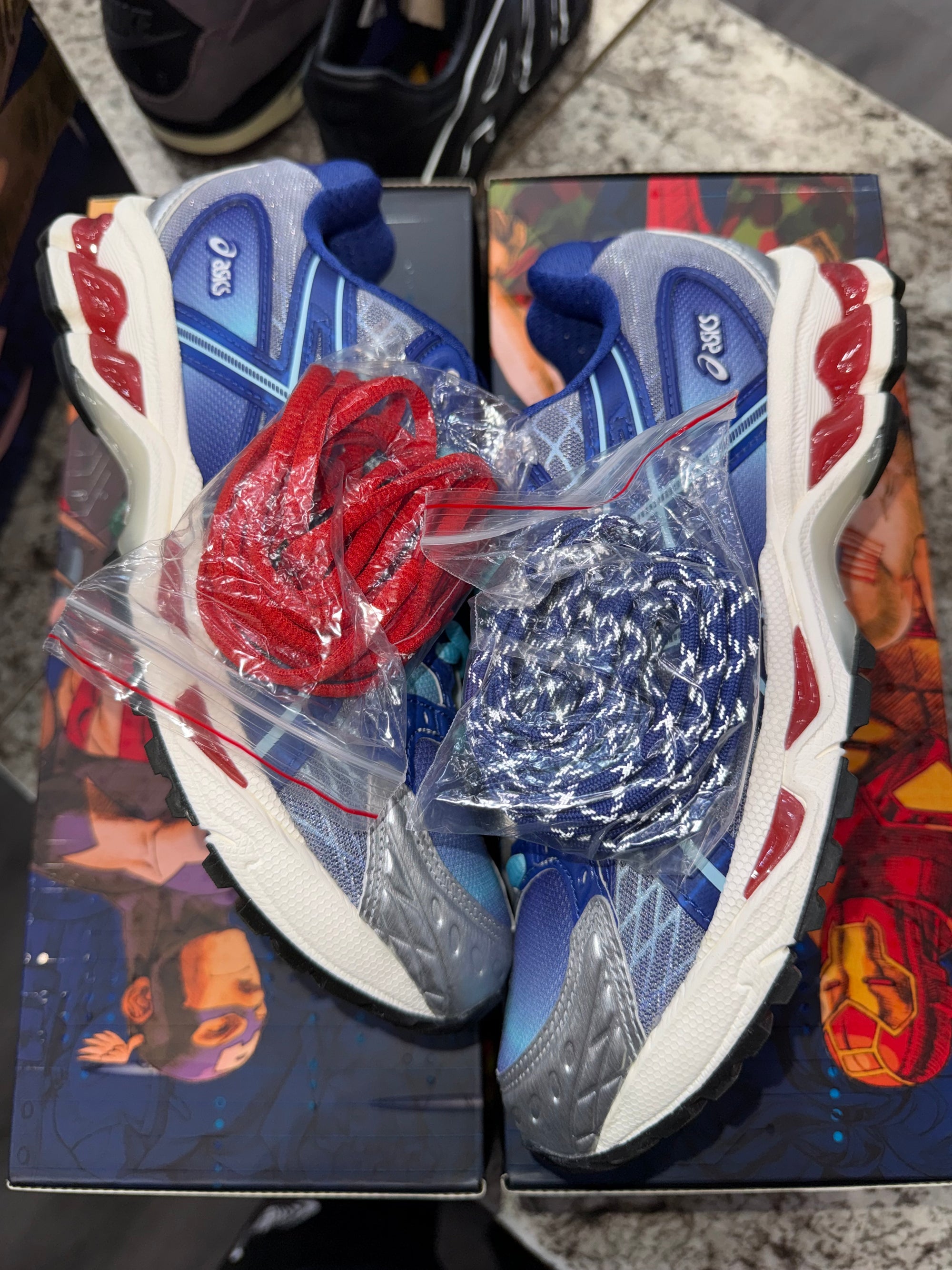 ASICS Gel-Nimbus 10.1 Kith Marvel vs. Capcom Iron Man vs. Mega Man Sealed Box (Comic Included)