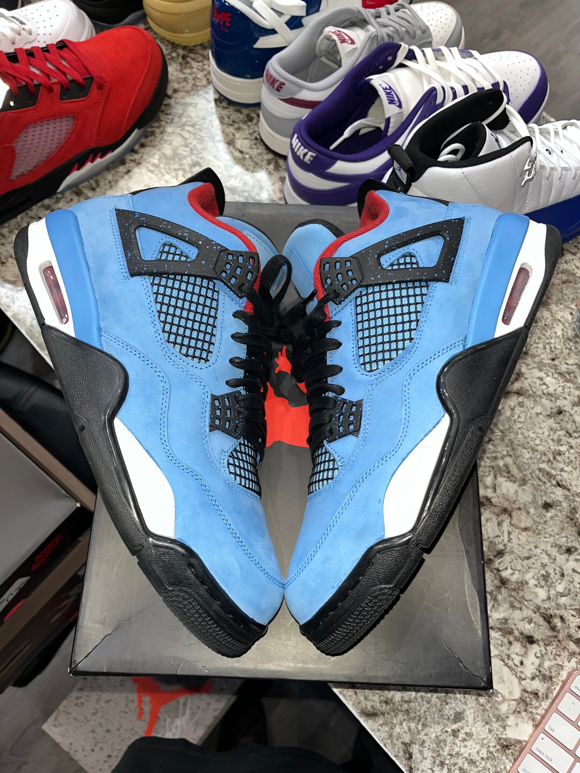 Jordan 4 Retro Travis Scott Cactus Jack