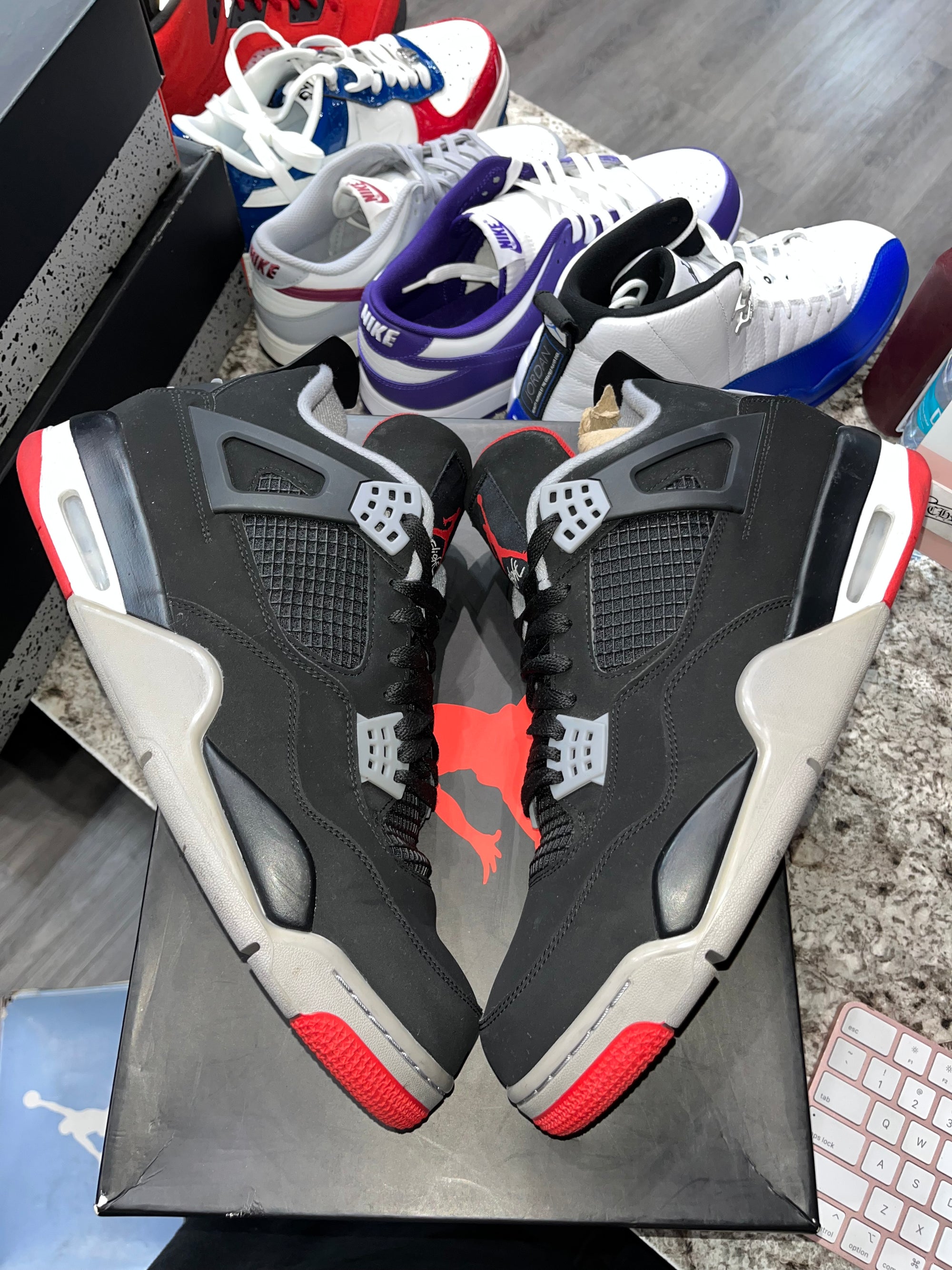 Jordan 4 Retro Bred (2019)