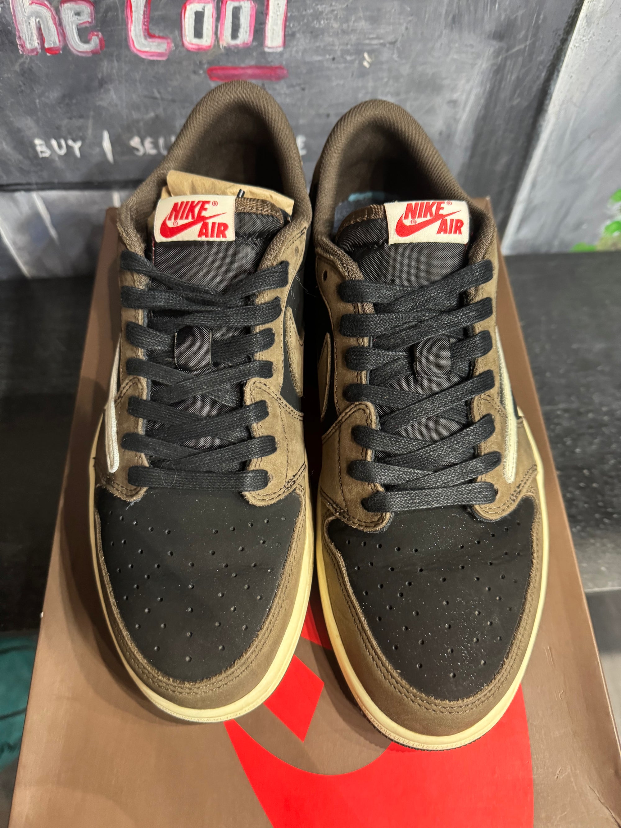 Jordan 1 Retro Low OG SP Travis Scott Mocha