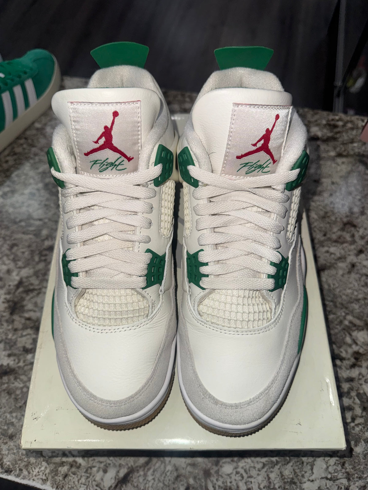 Jordan 4 Retro SB Pine Green