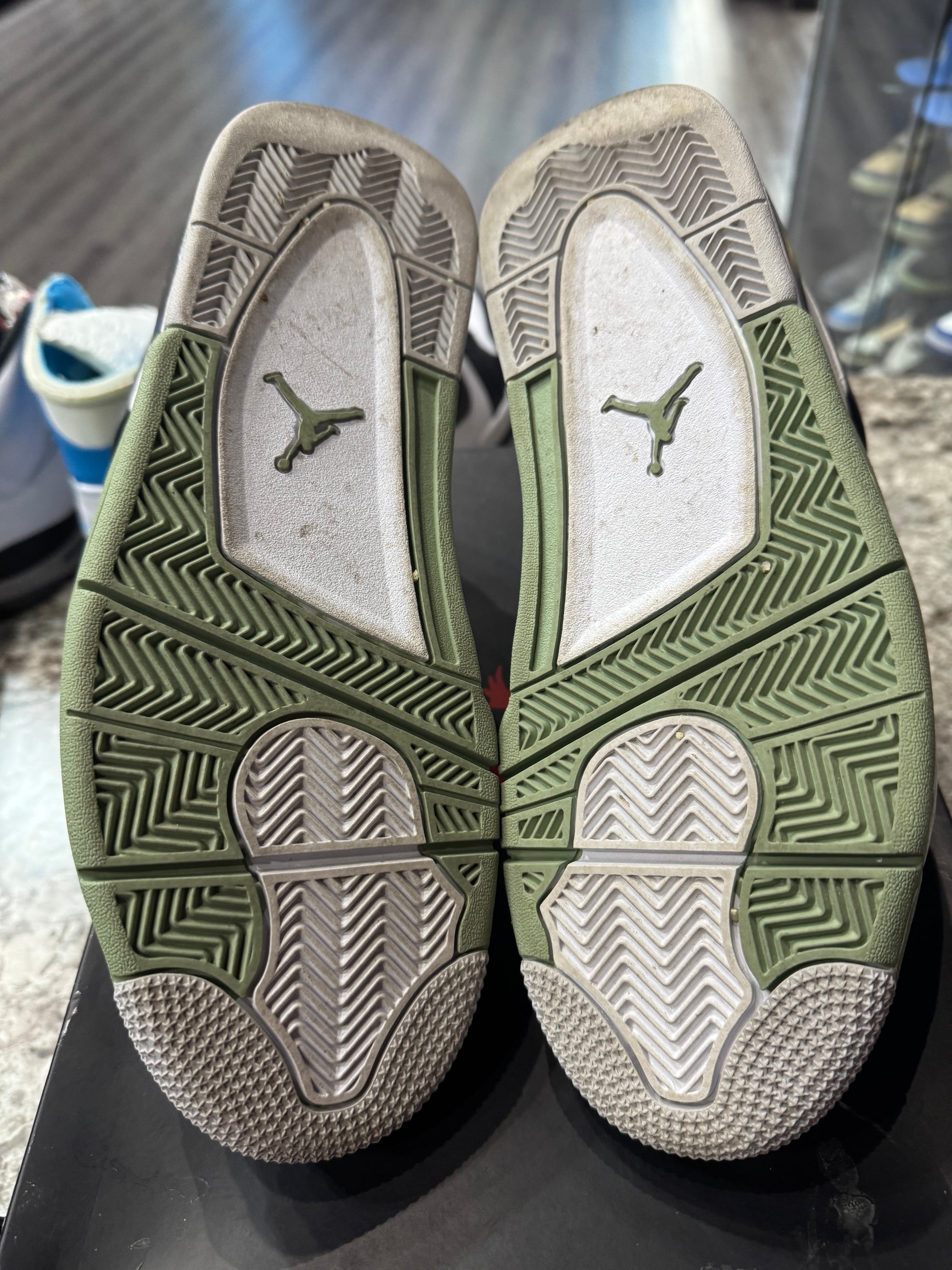 Jordan 4 Retro Seafoam (Women's)