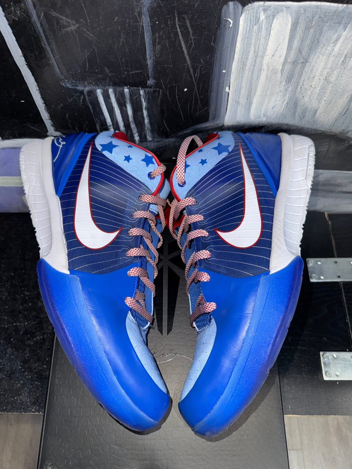 Nike Kobe 4 Protro Philly (2024)