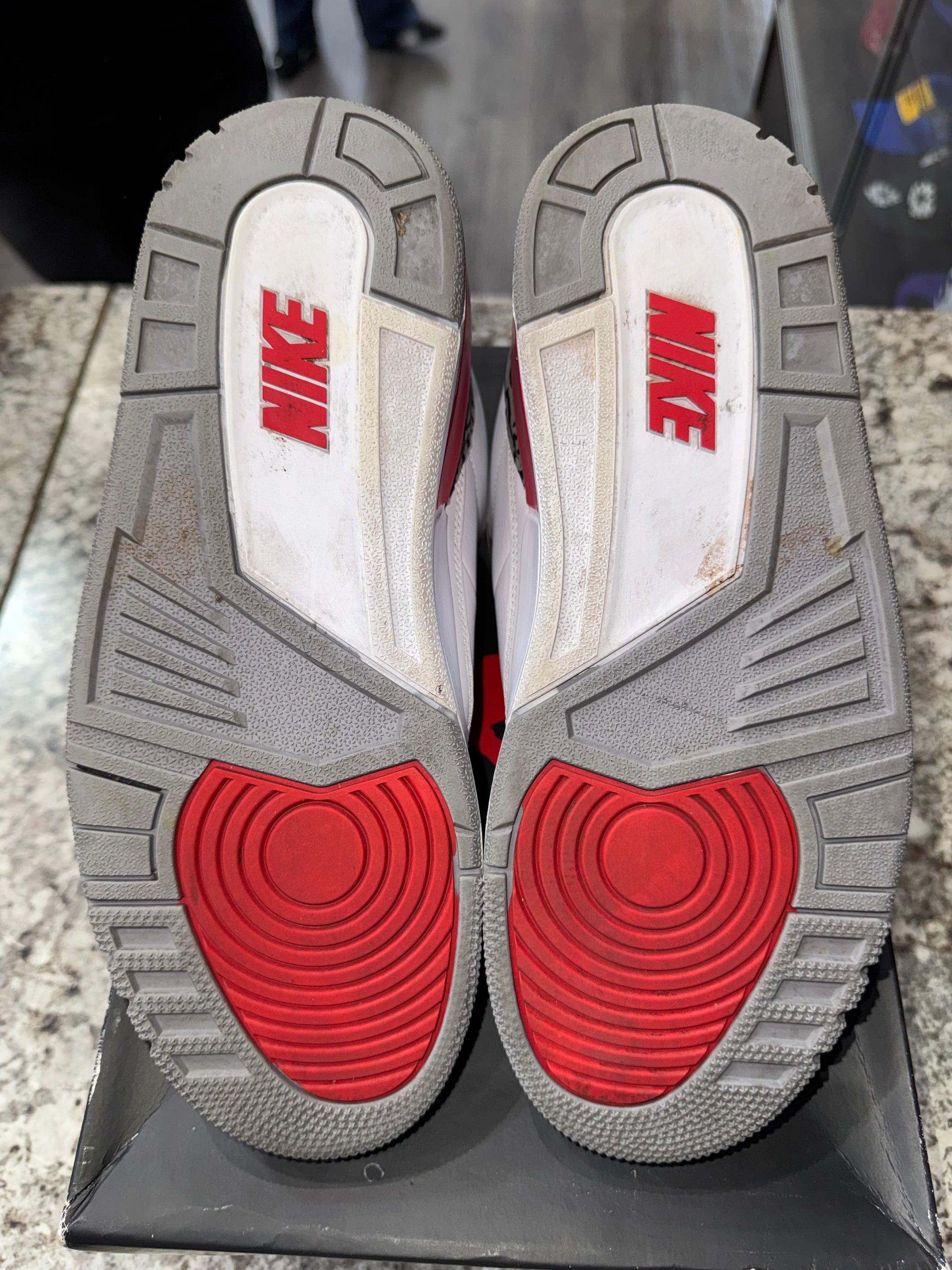 Jordan 3 Retro Fire Red (2022)