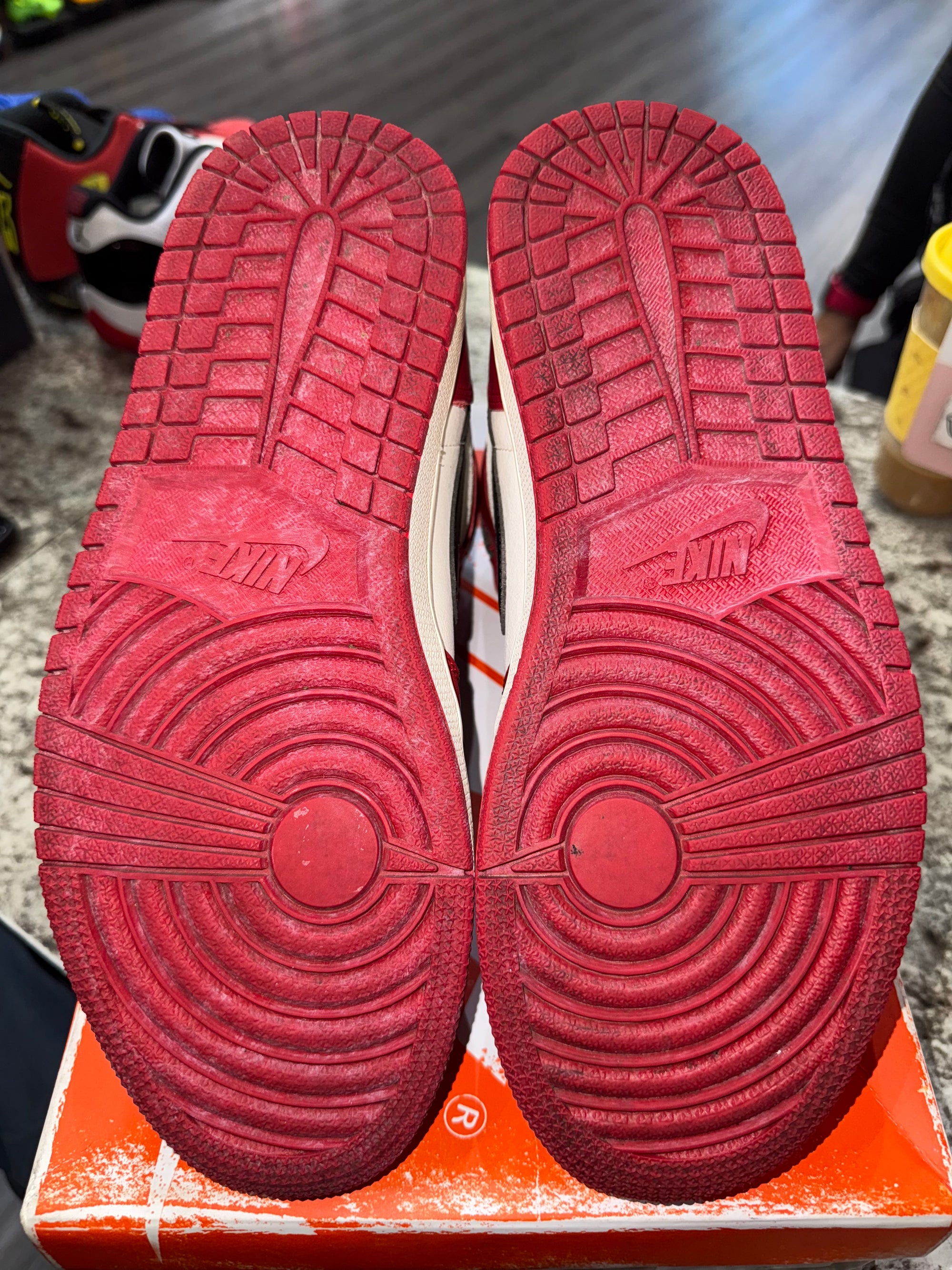 Jordan 1 Retro High OG Chicago Lost and Found
