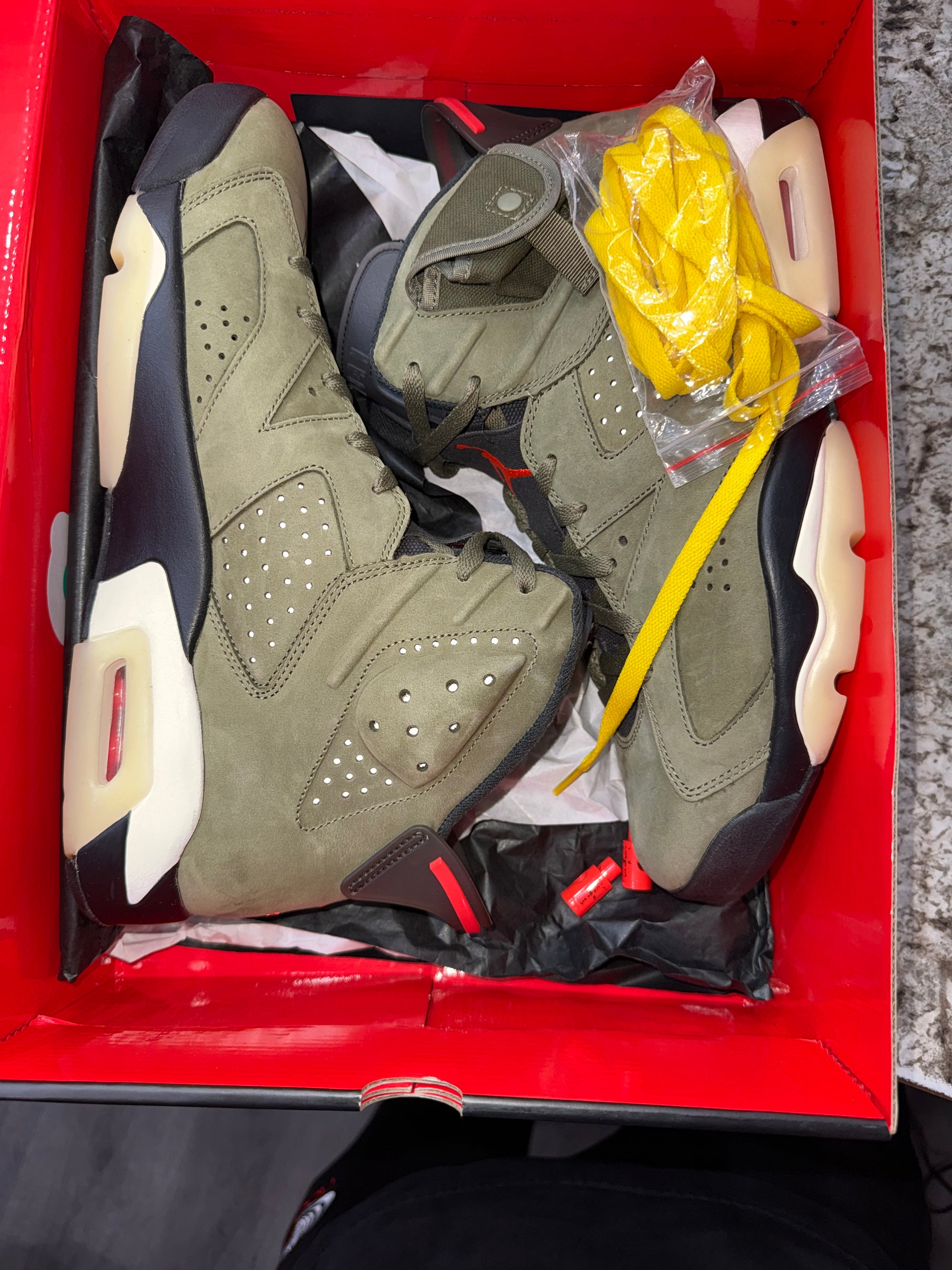 Jordan 6 Retro Travis Scott