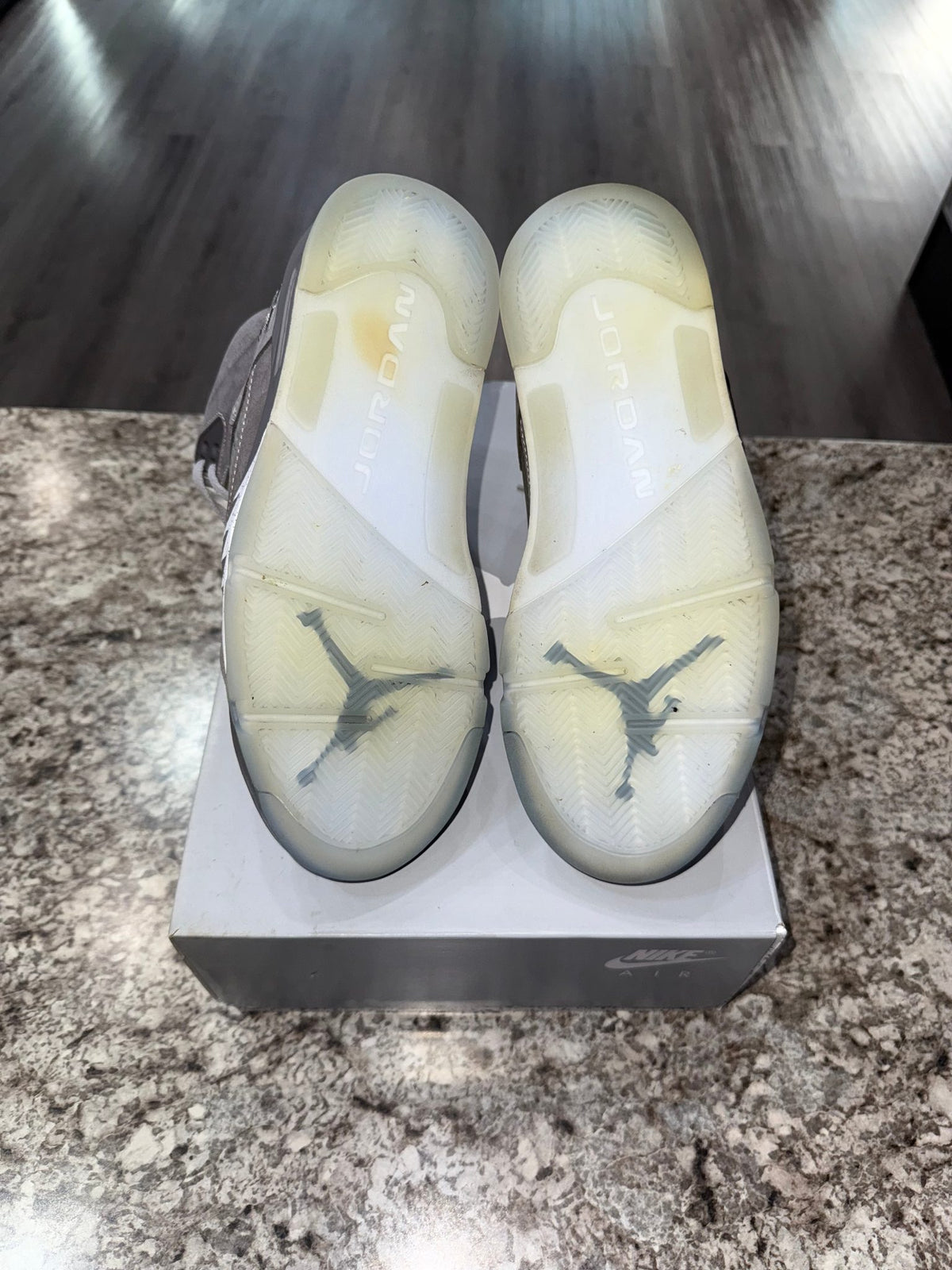 Jordan 5 Retro Wolf Grey (2026)