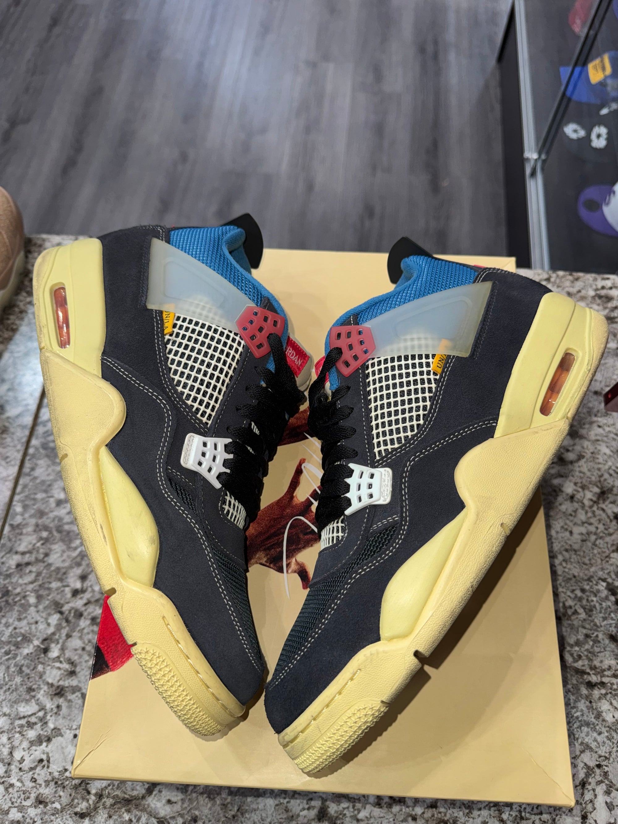 Jordan 4 Retro Union Off Noir