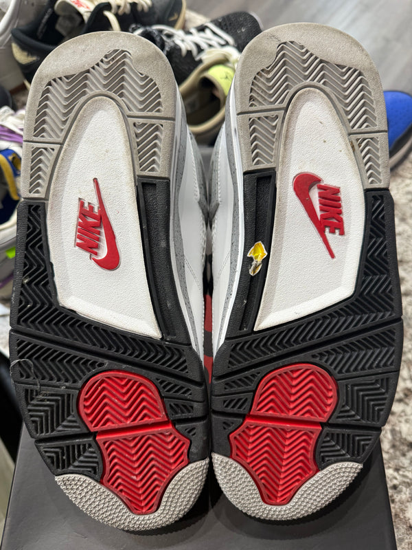 Jordan 4 Retro White Cement (2025) (DAMAGED BOX)