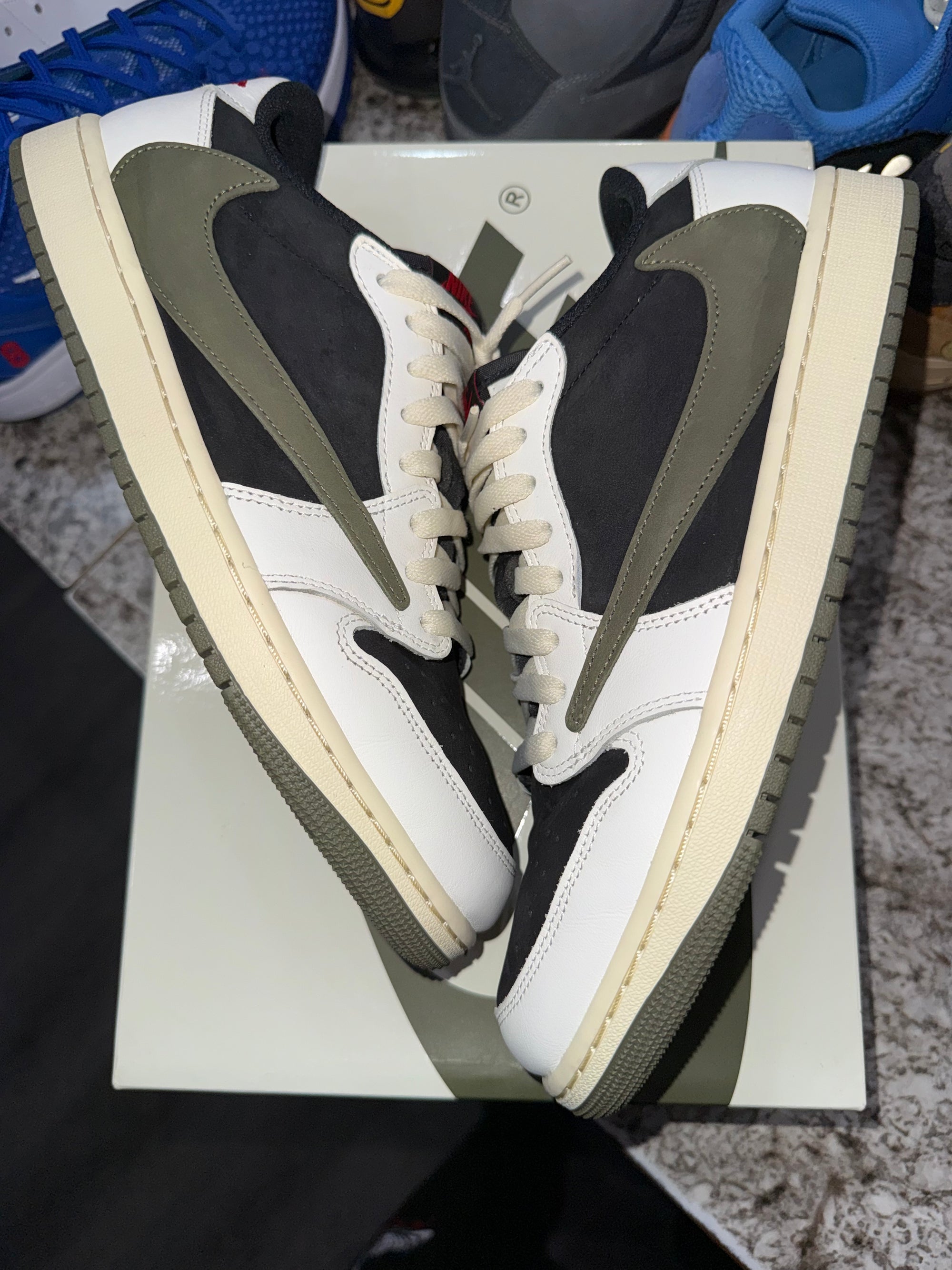 Jordan 1 Retro Low OG SP Travis Scott Olive (Women's)