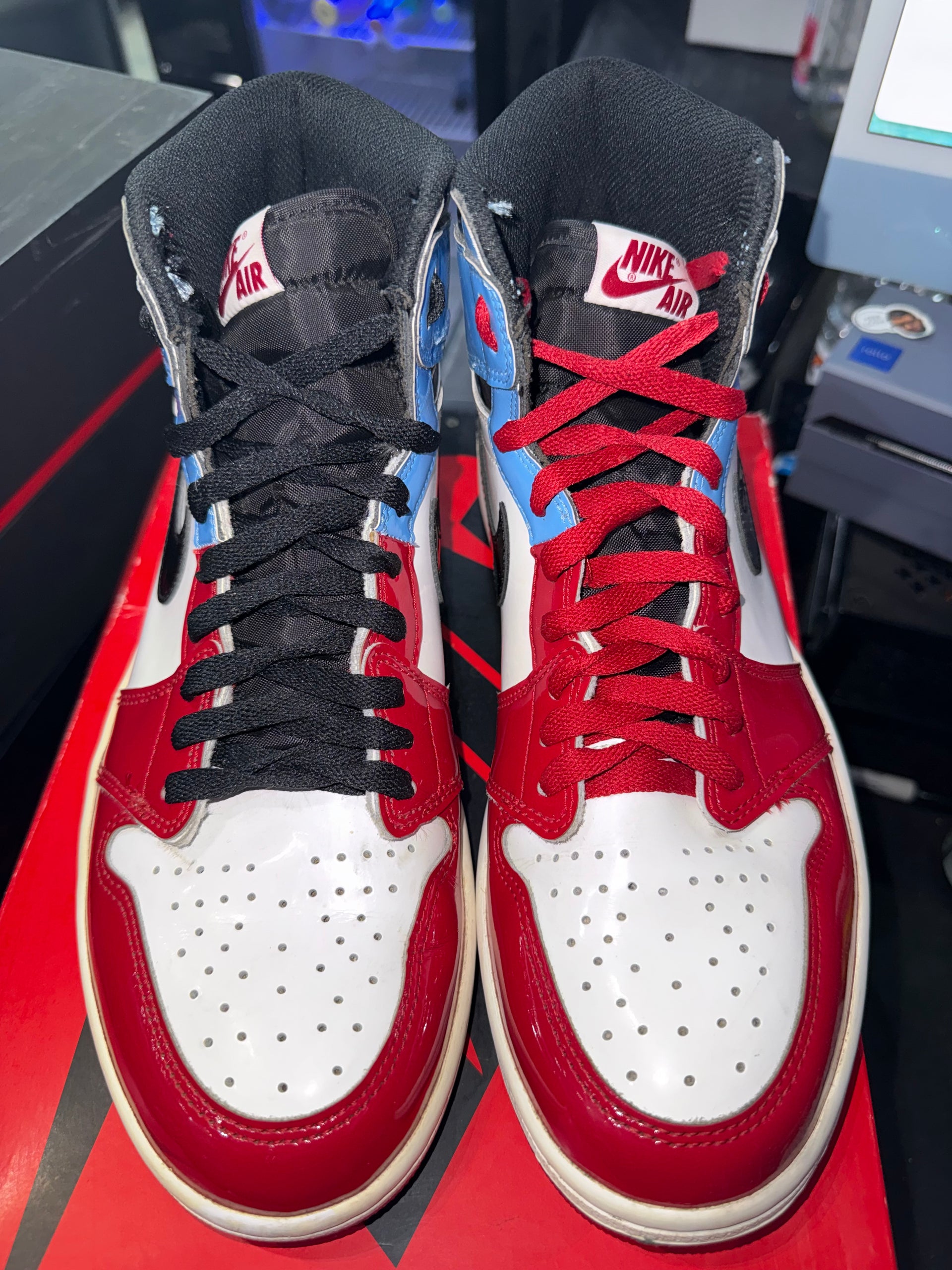 Jordan 1 Retro High Fearless UNC Chicago