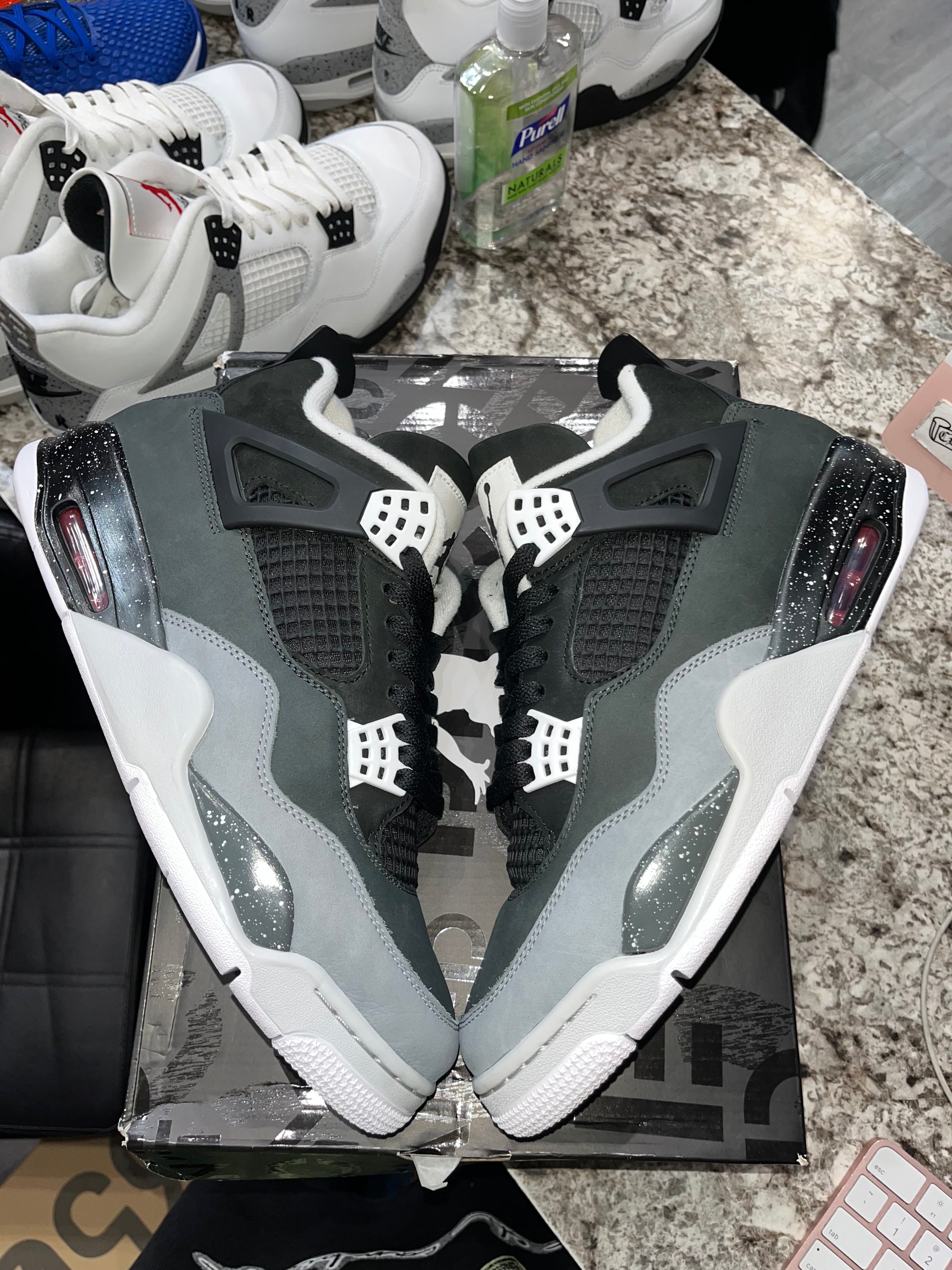 Jordan 4 Retro Fear (2024)