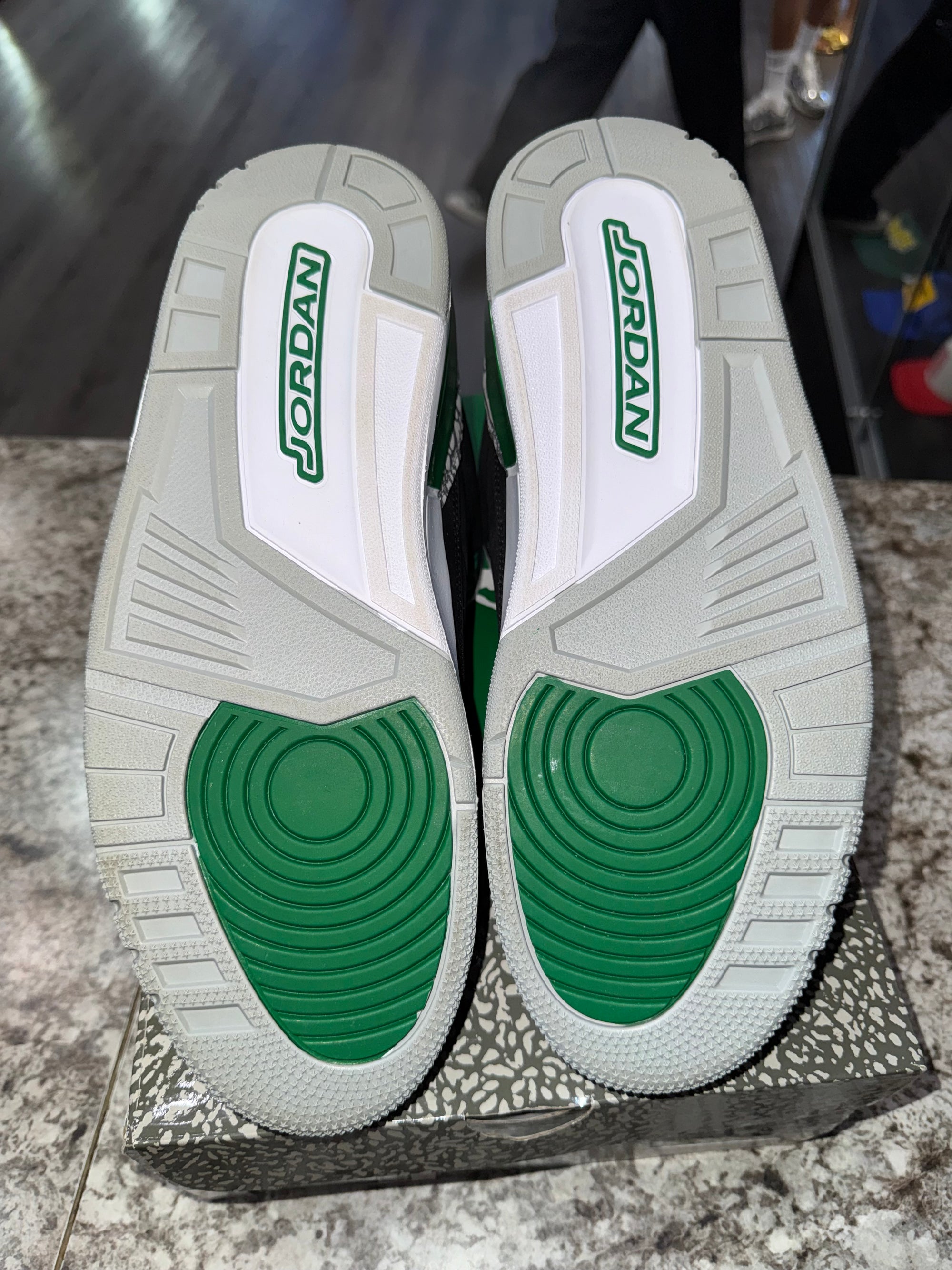 Jordan 3 Retro Pine Green