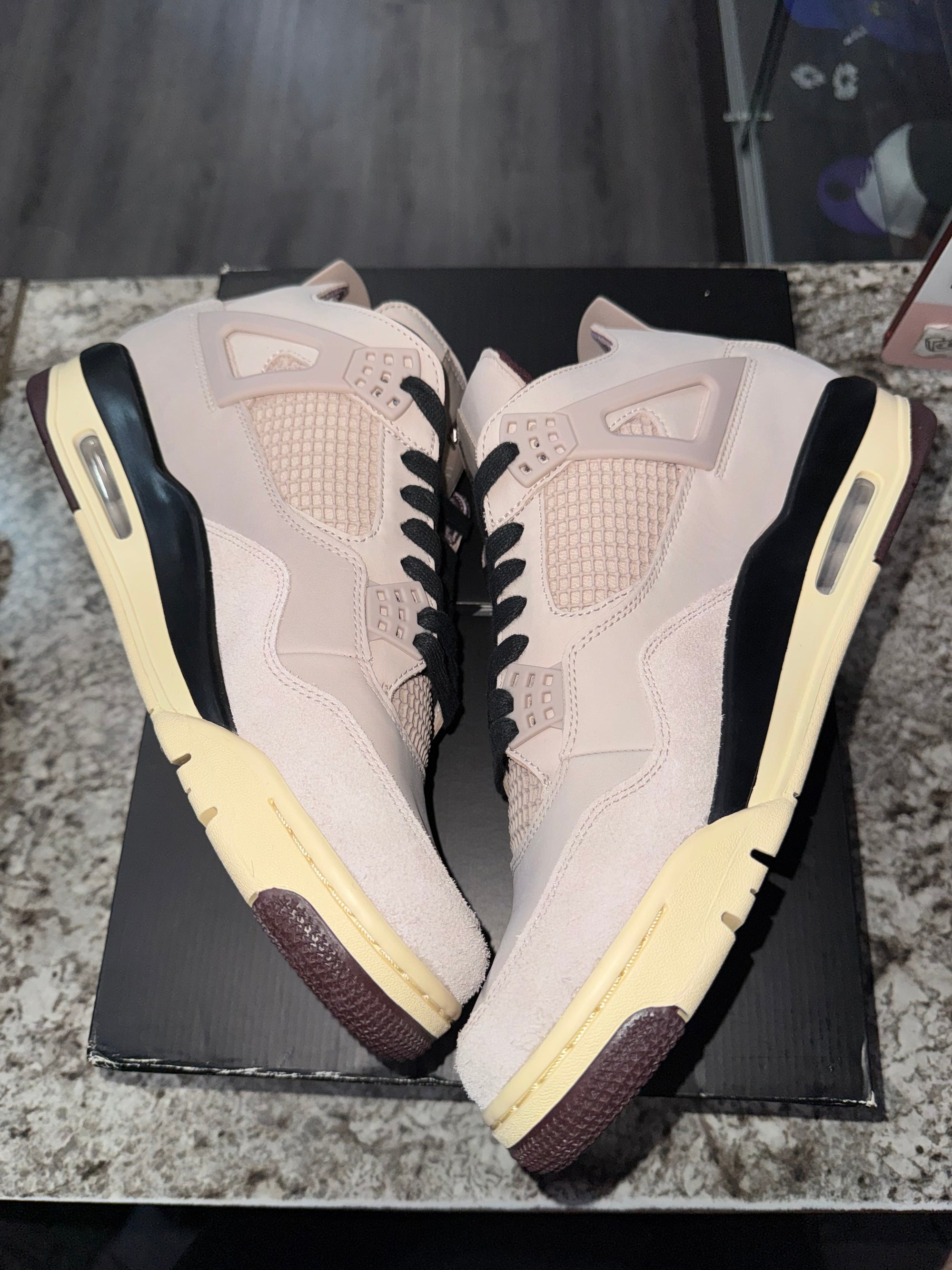 Jordan 4 Retro OG SP A Ma Maniére While You Were Sleeping (Women's)