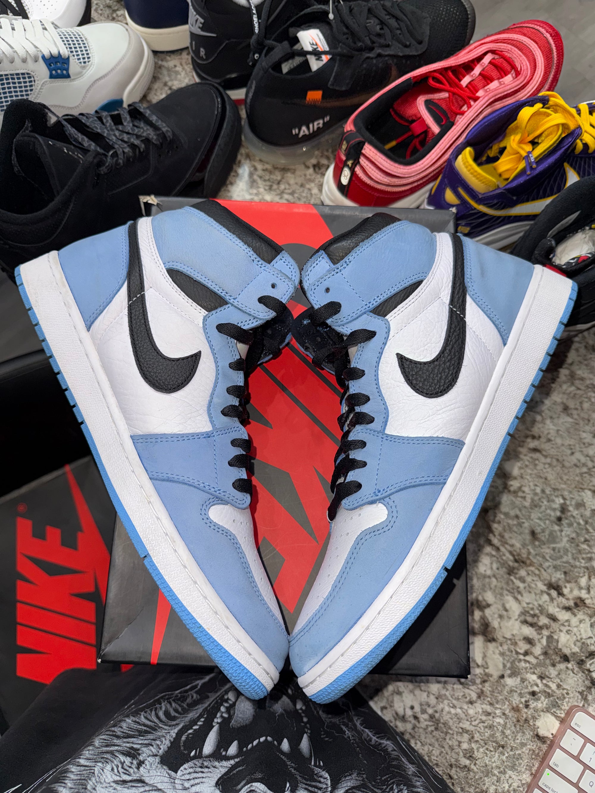 Jordan 1 Retro High OG University Blue