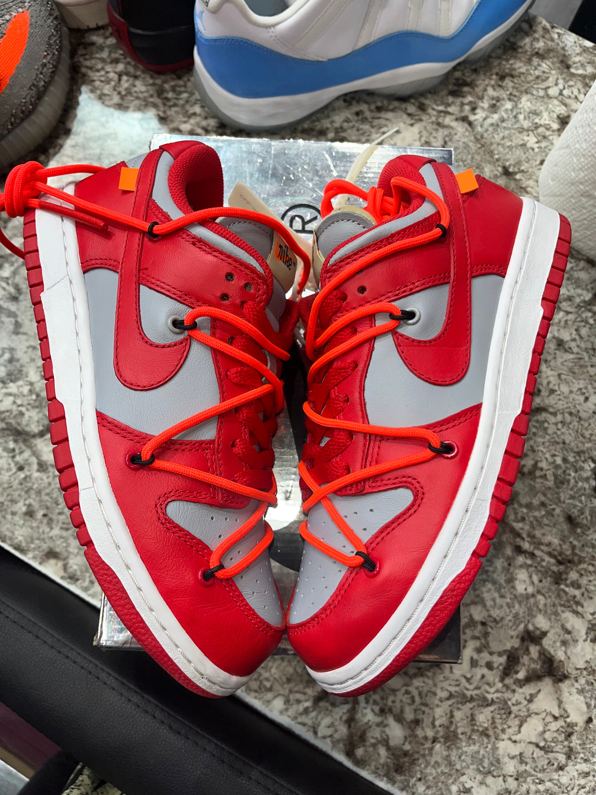 Nike Dunk Low Off-White University Red