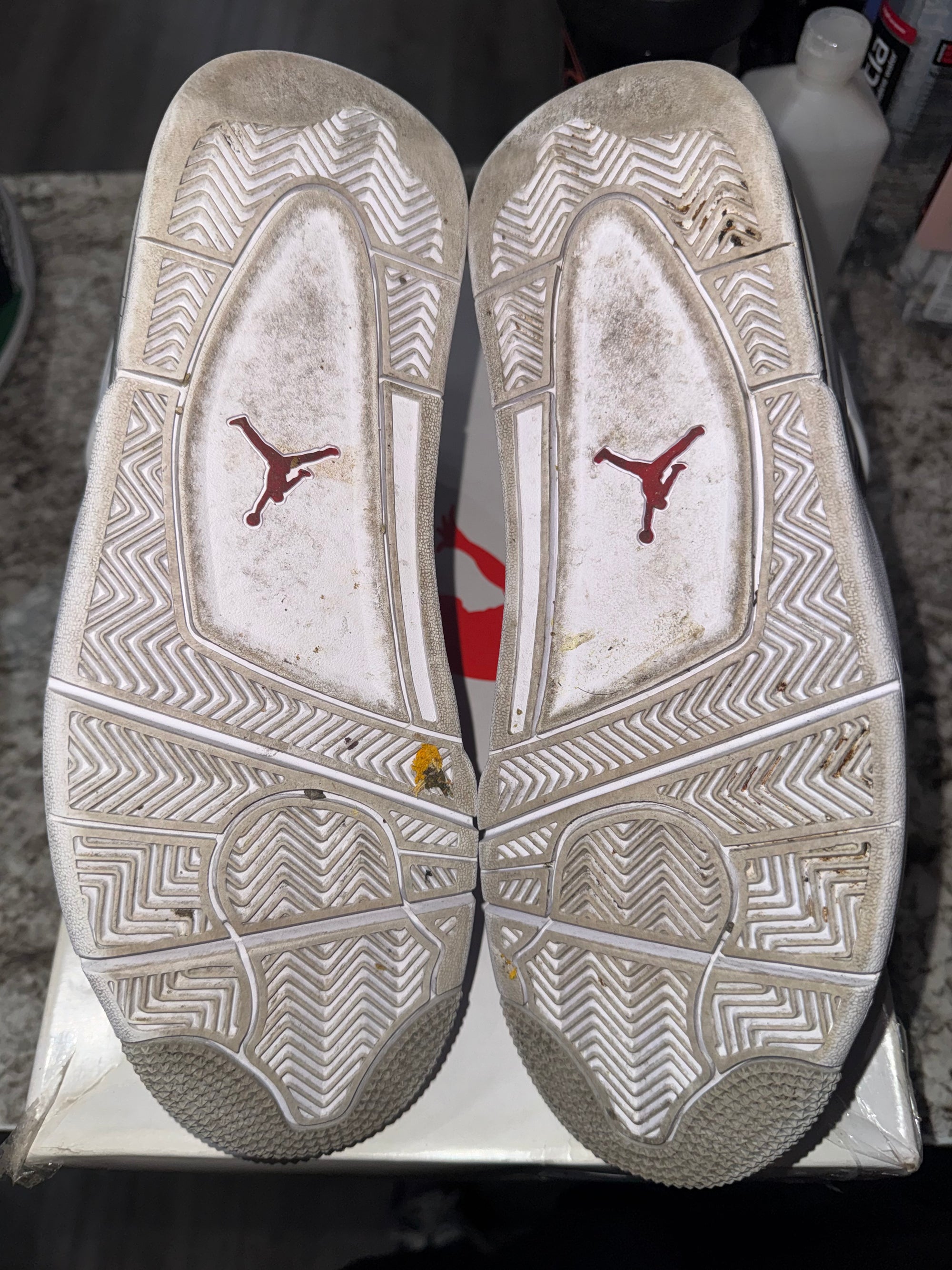 Jordan 4 Retro White Oreo (2021)