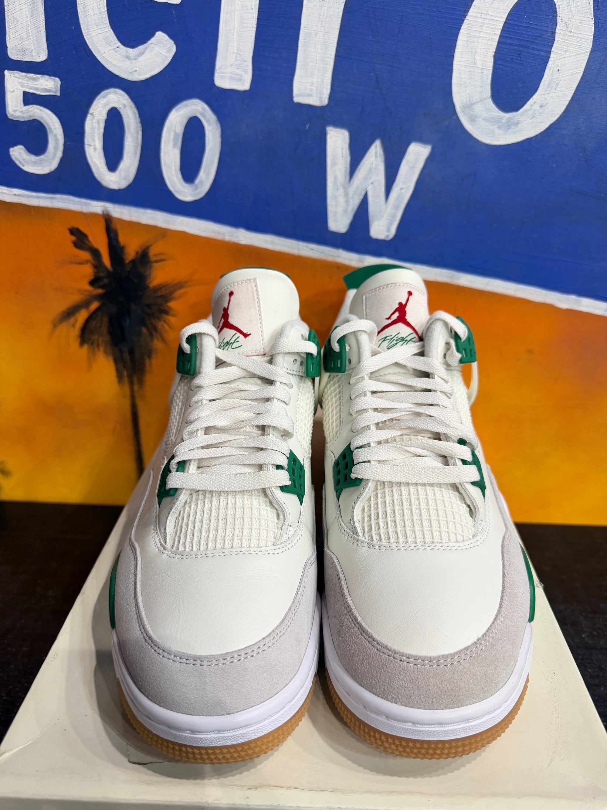 Jordan 4 Retro SB Pine Green
