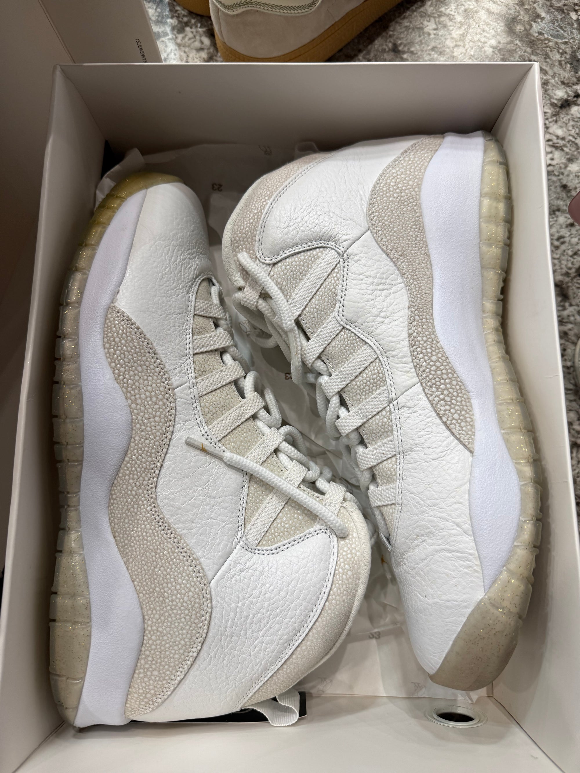 Jordan 10 Retro Drake OVO White