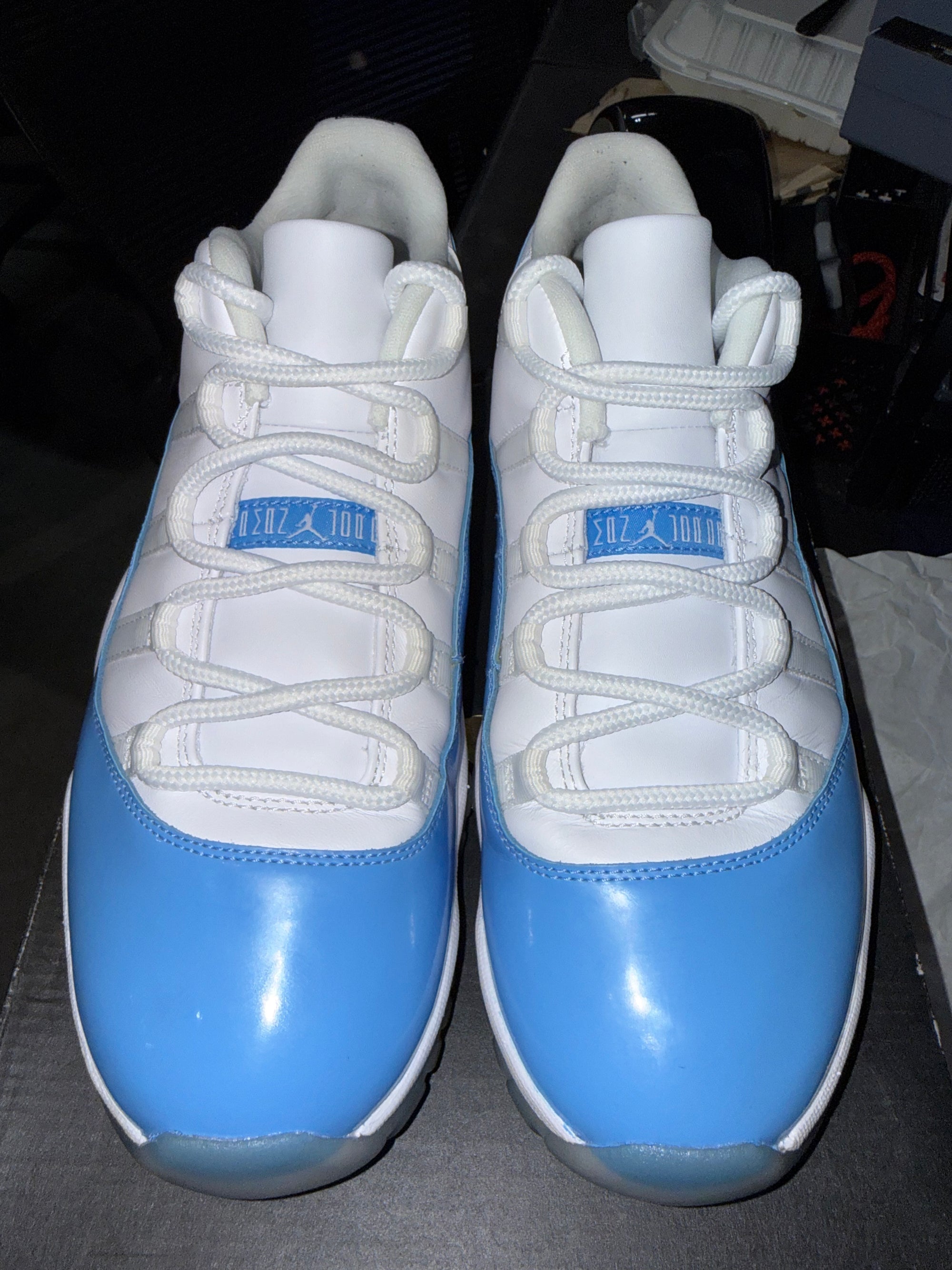 Jordan 11 Retro Low University Blue (2017)