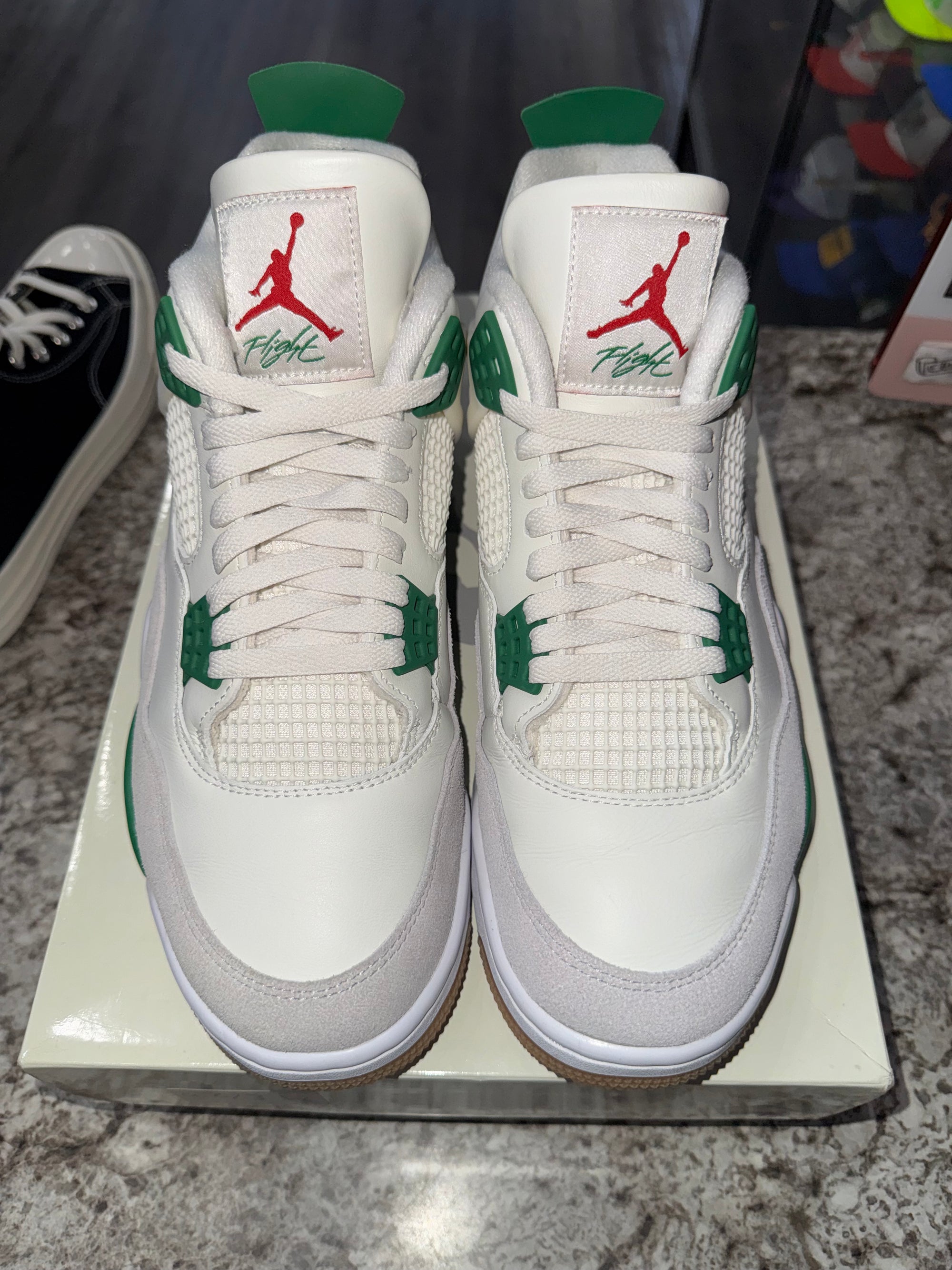 Jordan 4 Retro SB Pine Green