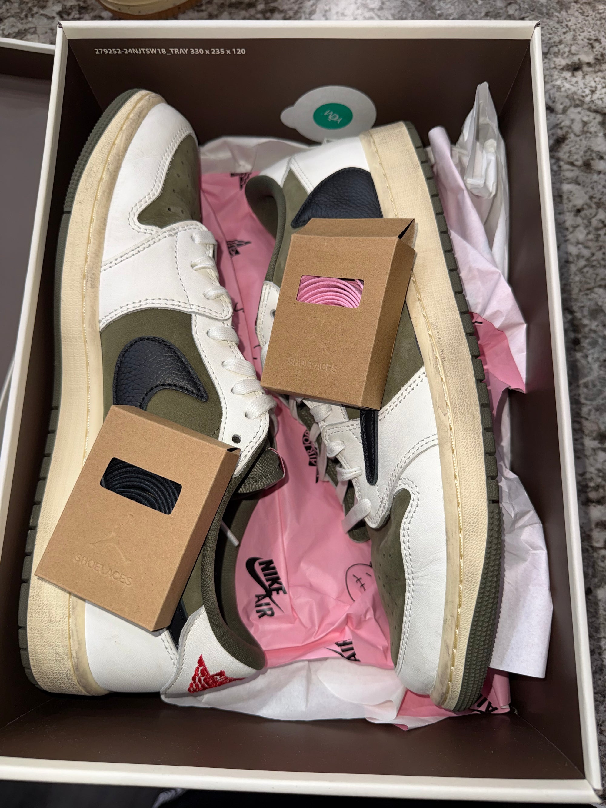 Jordan 1 Retro Low OG SP Travis Scott Medium Olive