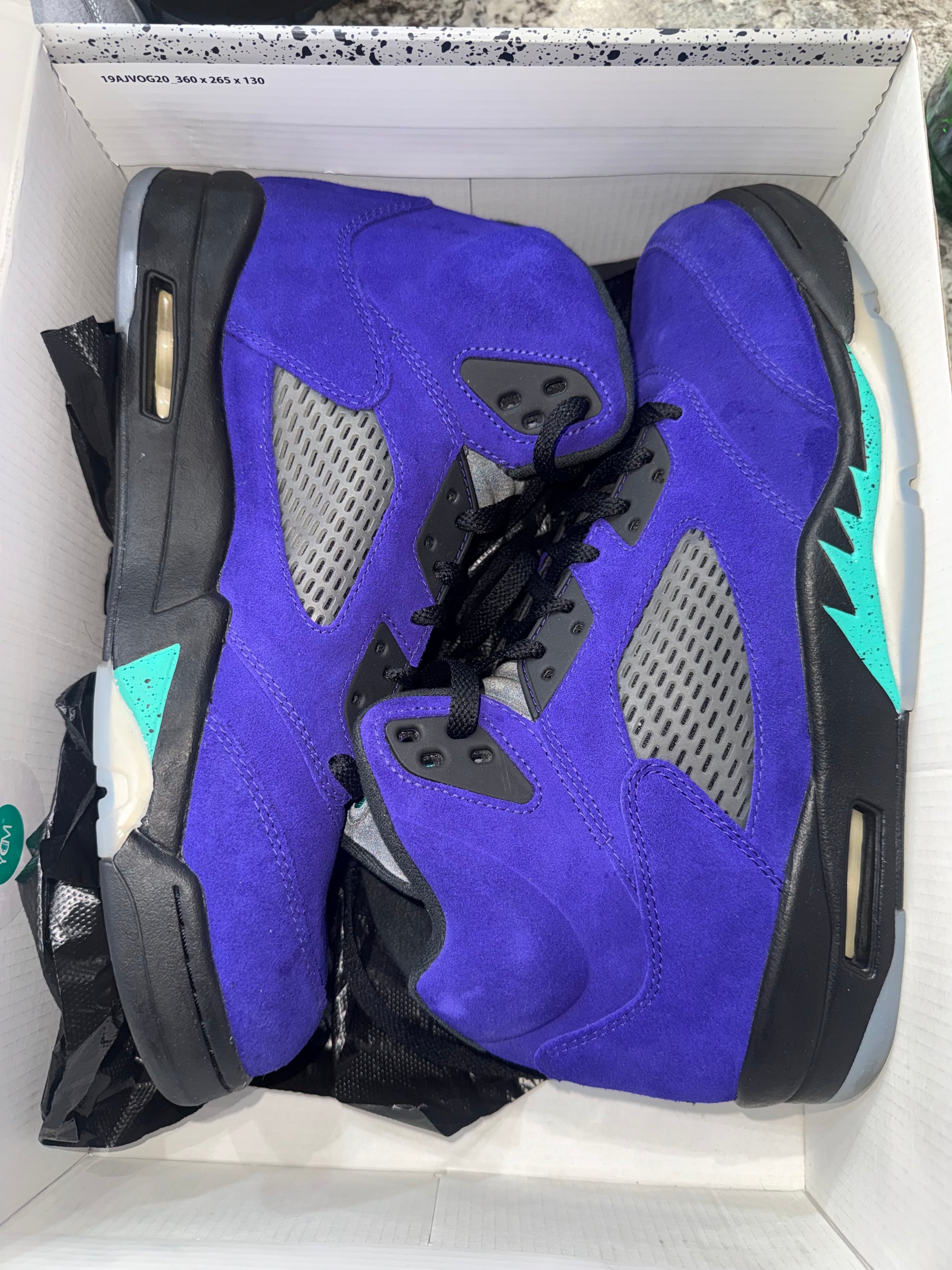 Jordan 5 Retro Alternate Grape