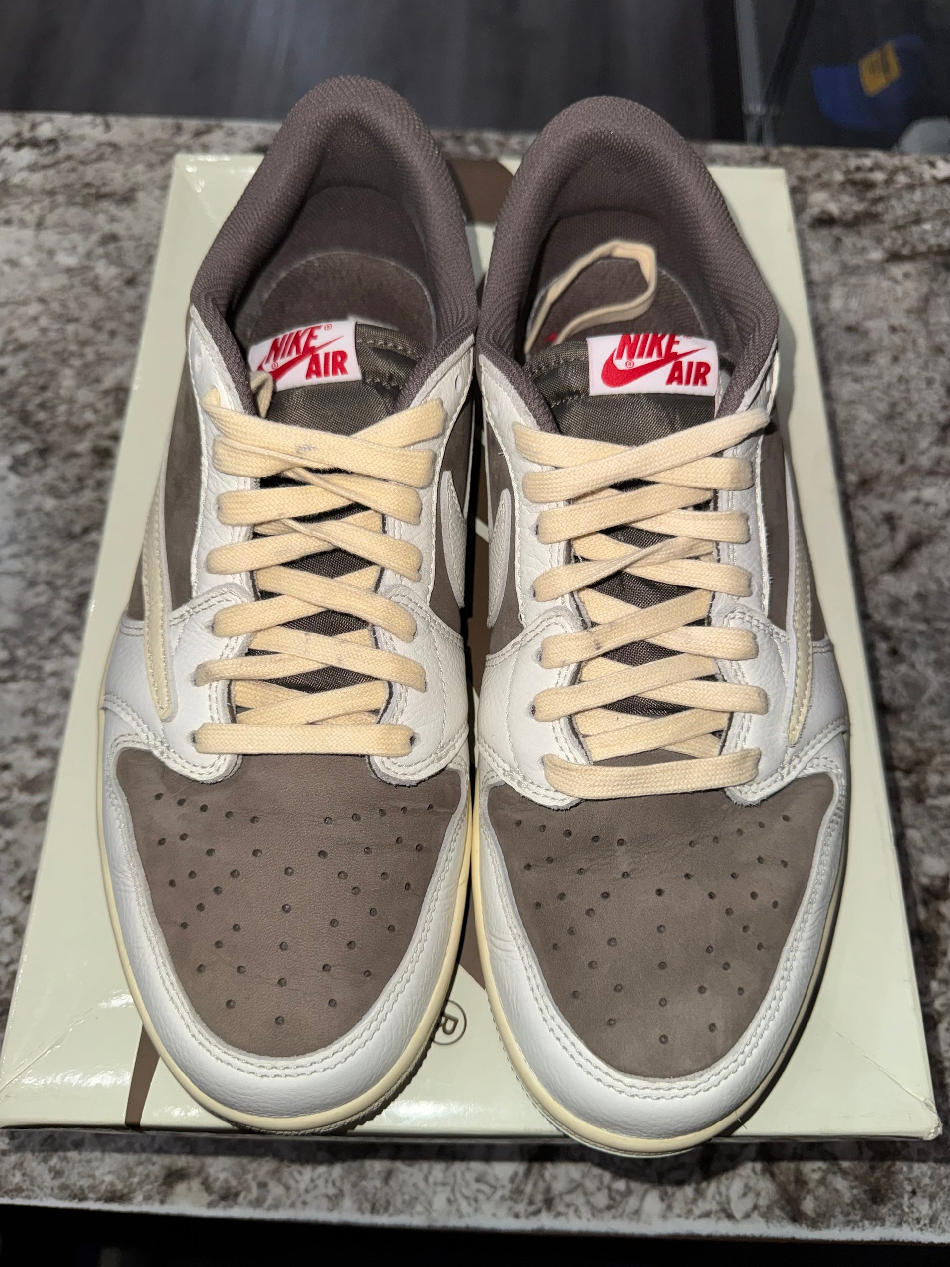 Jordan 1 Retro Low OG SP Travis Scott Reverse Mocha