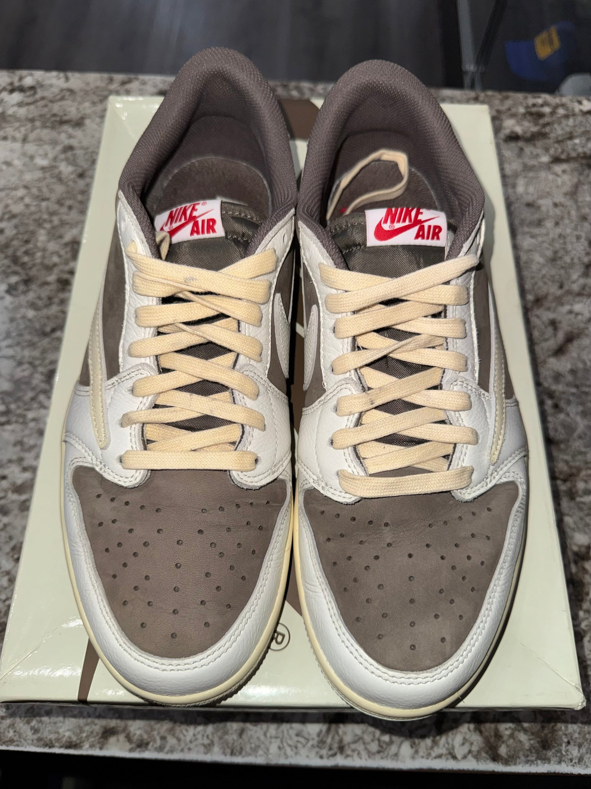 Jordan 1 Retro Low OG SP Travis Scott Reverse Mocha