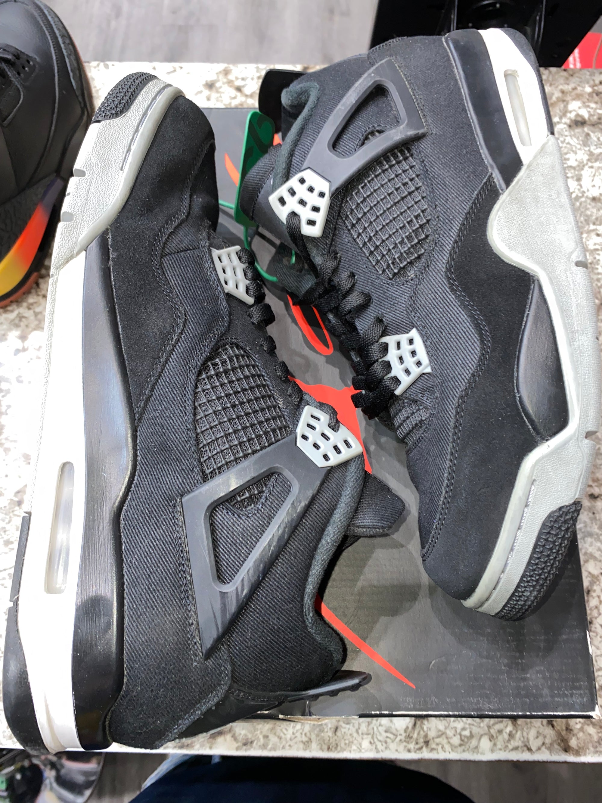 Jordan 4 Retro SE Black Canvas (DAMAGED BOX)