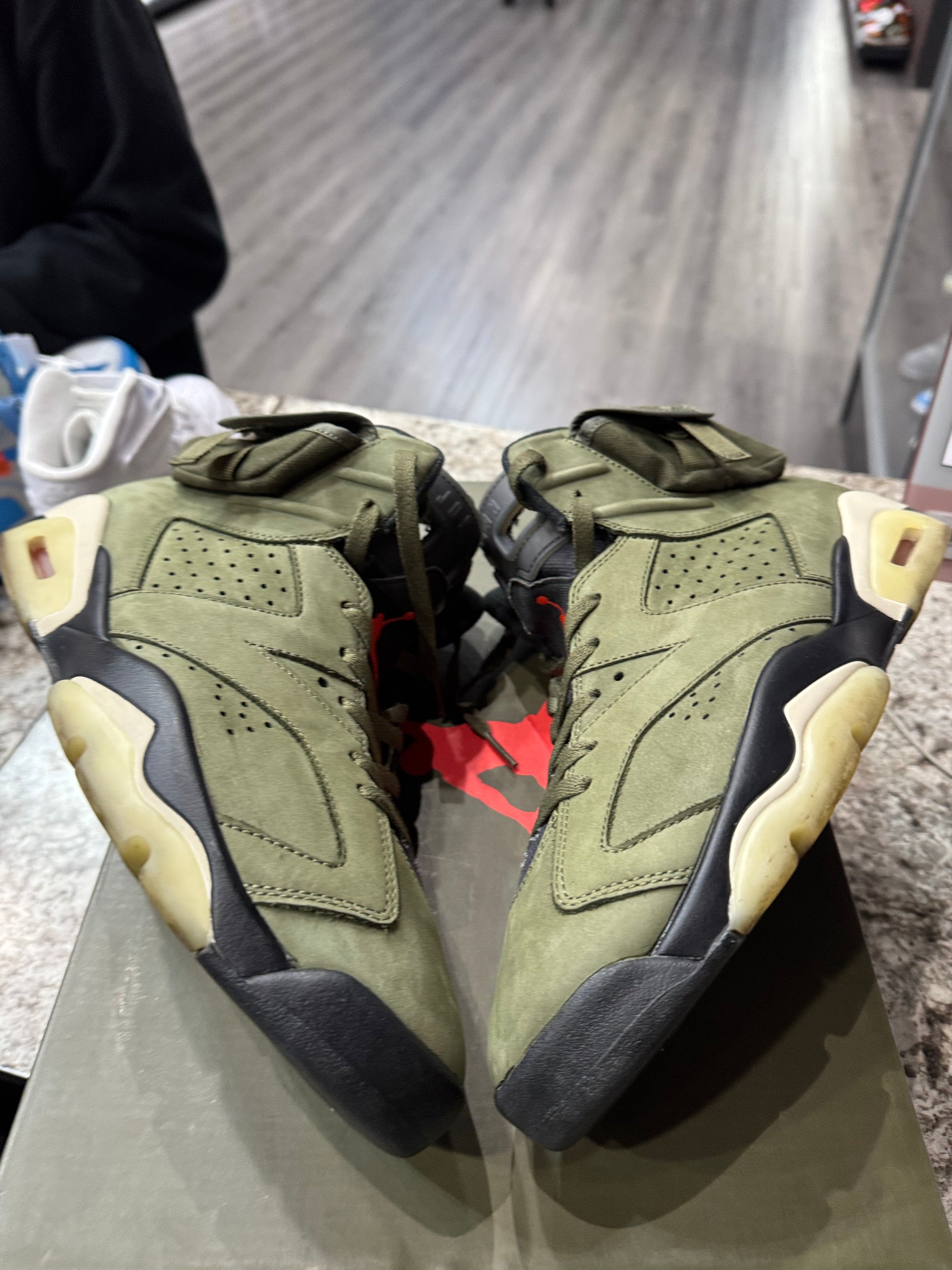 Jordan 6 Retro Travis Scott
