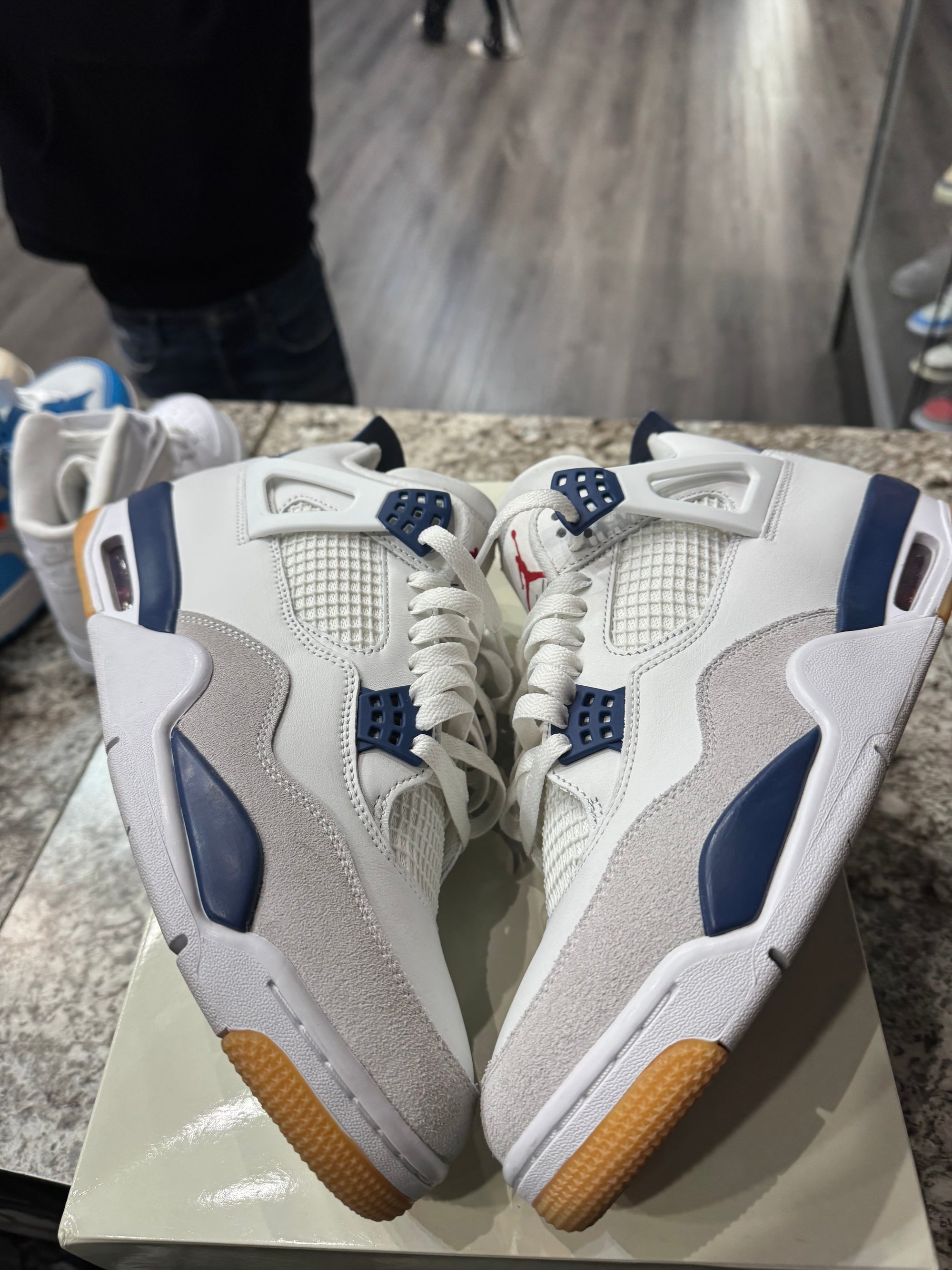 Jordan 4 Retro SB Navy