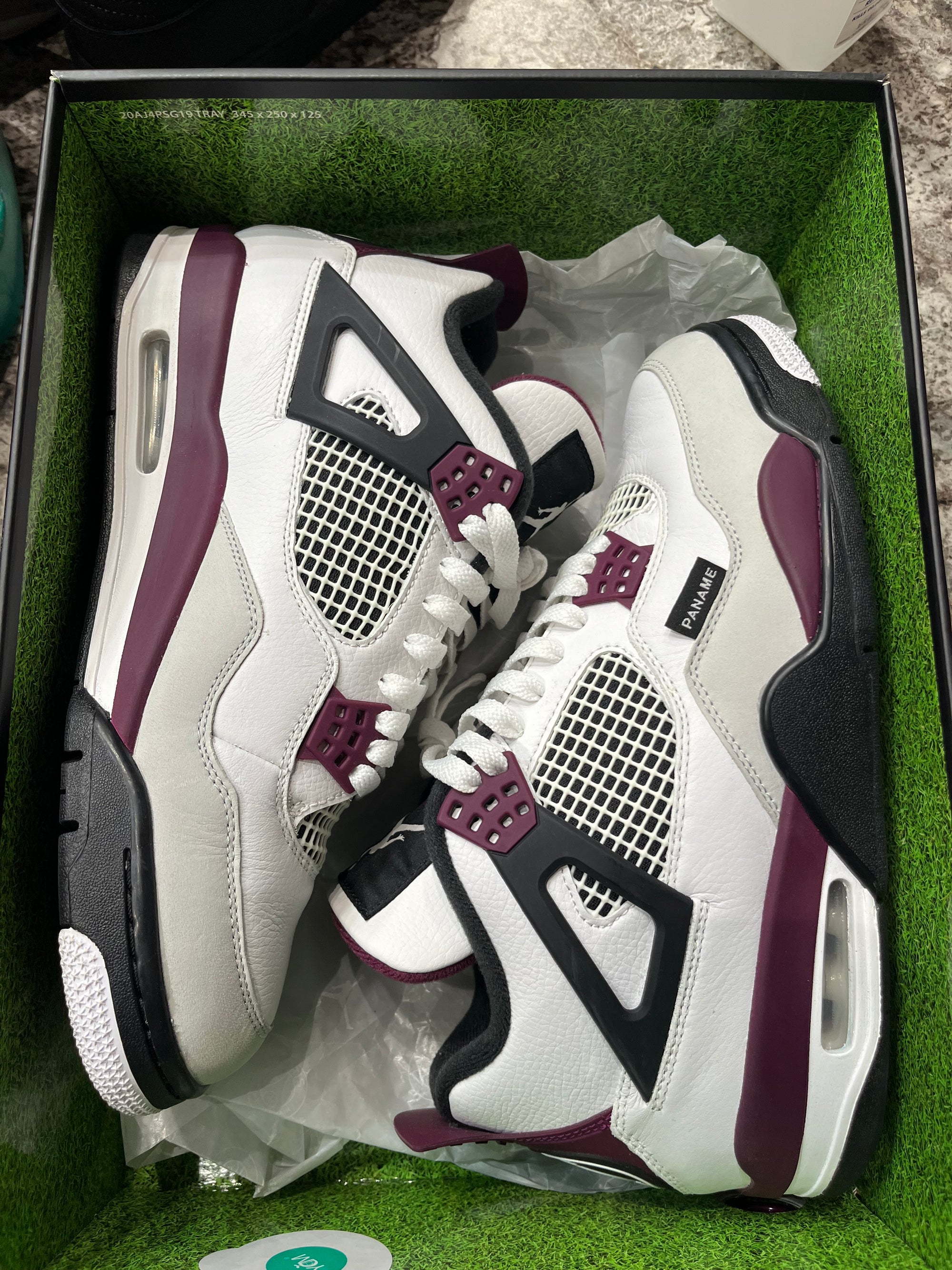 Jordan 4 Retro PSG Paris Saint-Germain