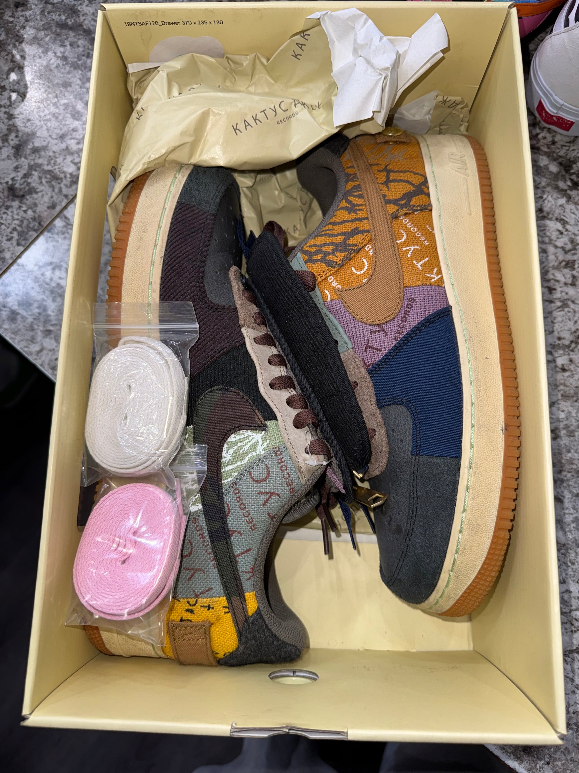 Nike Air Force 1 Low Travis Scott Cactus Jack