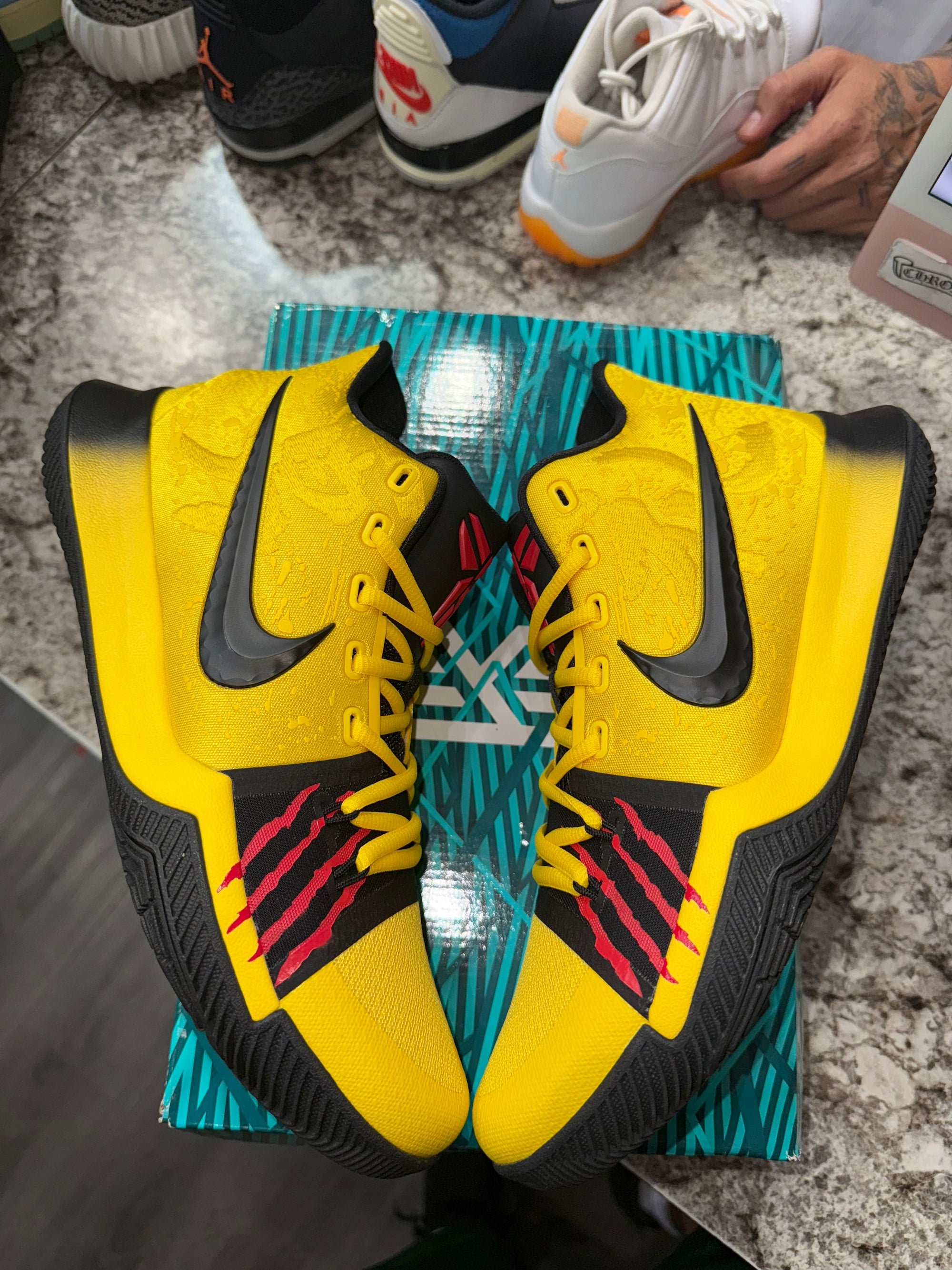 Nike Kyrie 3 Mamba Mentality Bruce Lee