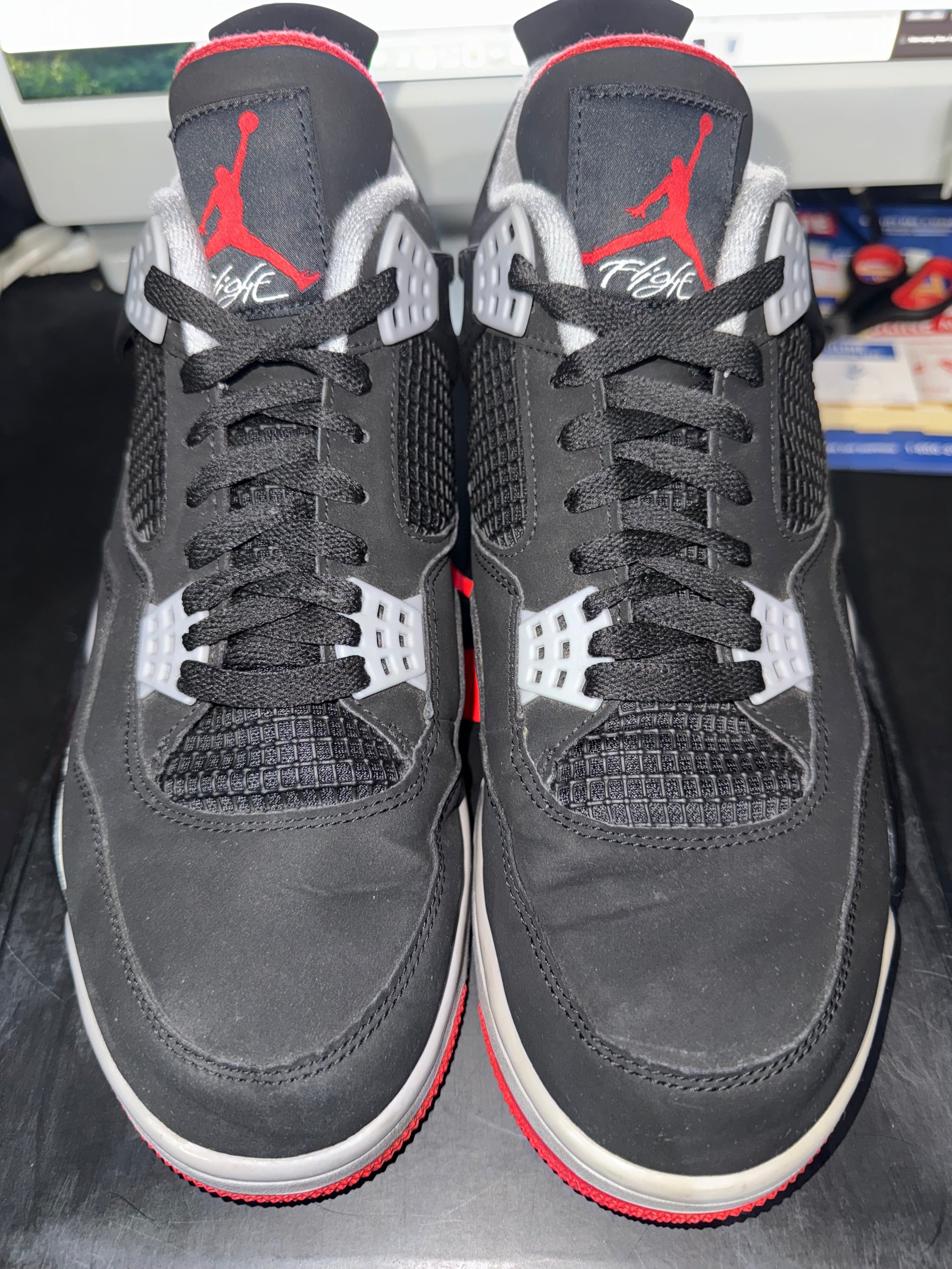 Jordan 4 Retro Bred (2019)
