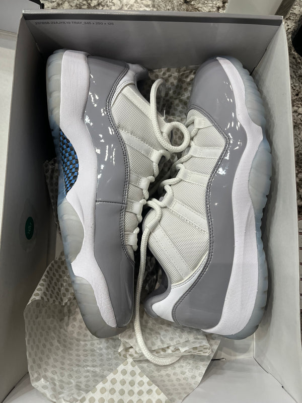 Jordan 11 Retro Low Cement Grey