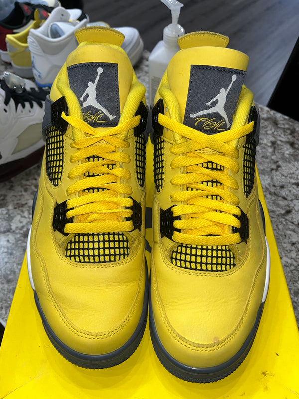 Jordan 4 Retro Lightning (2021)