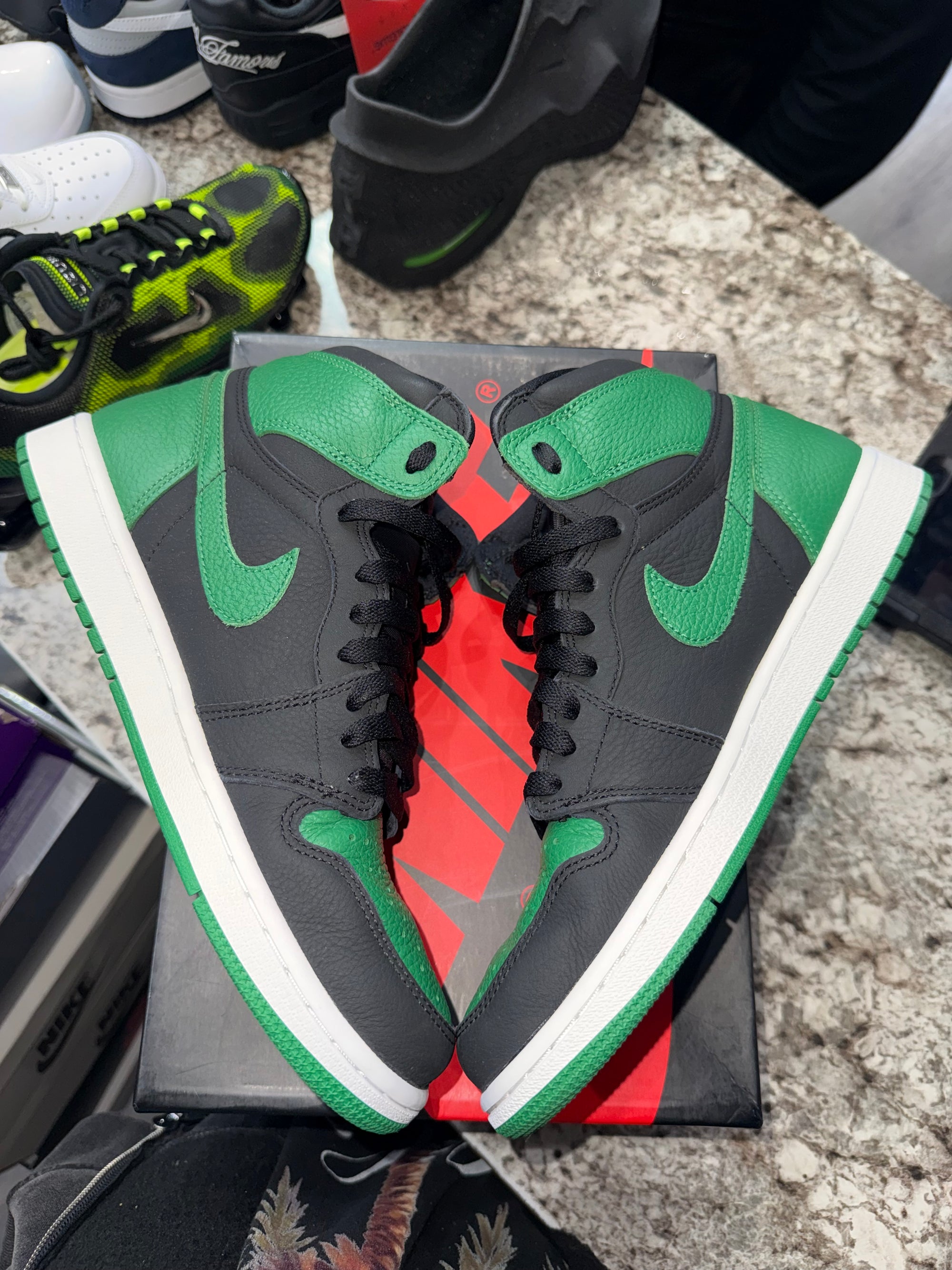 Jordan 1 Retro High Pine Green Black