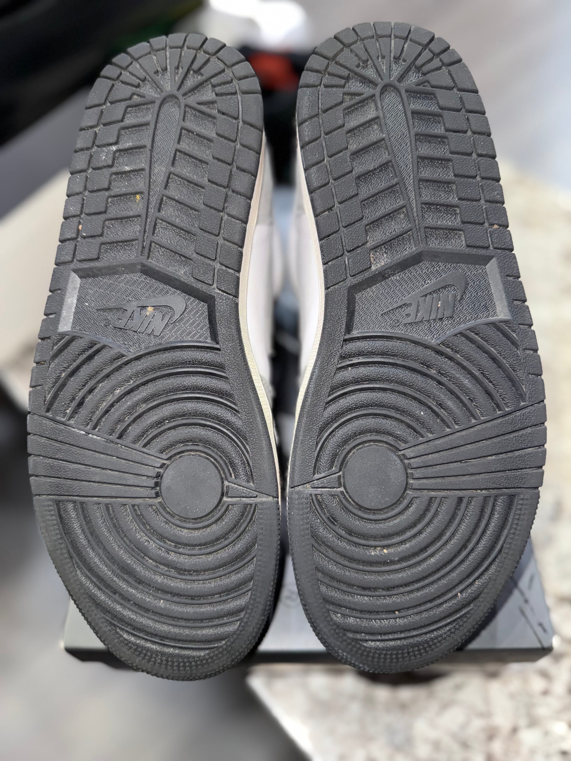 Jordan 1 Retro High OG Washed Black